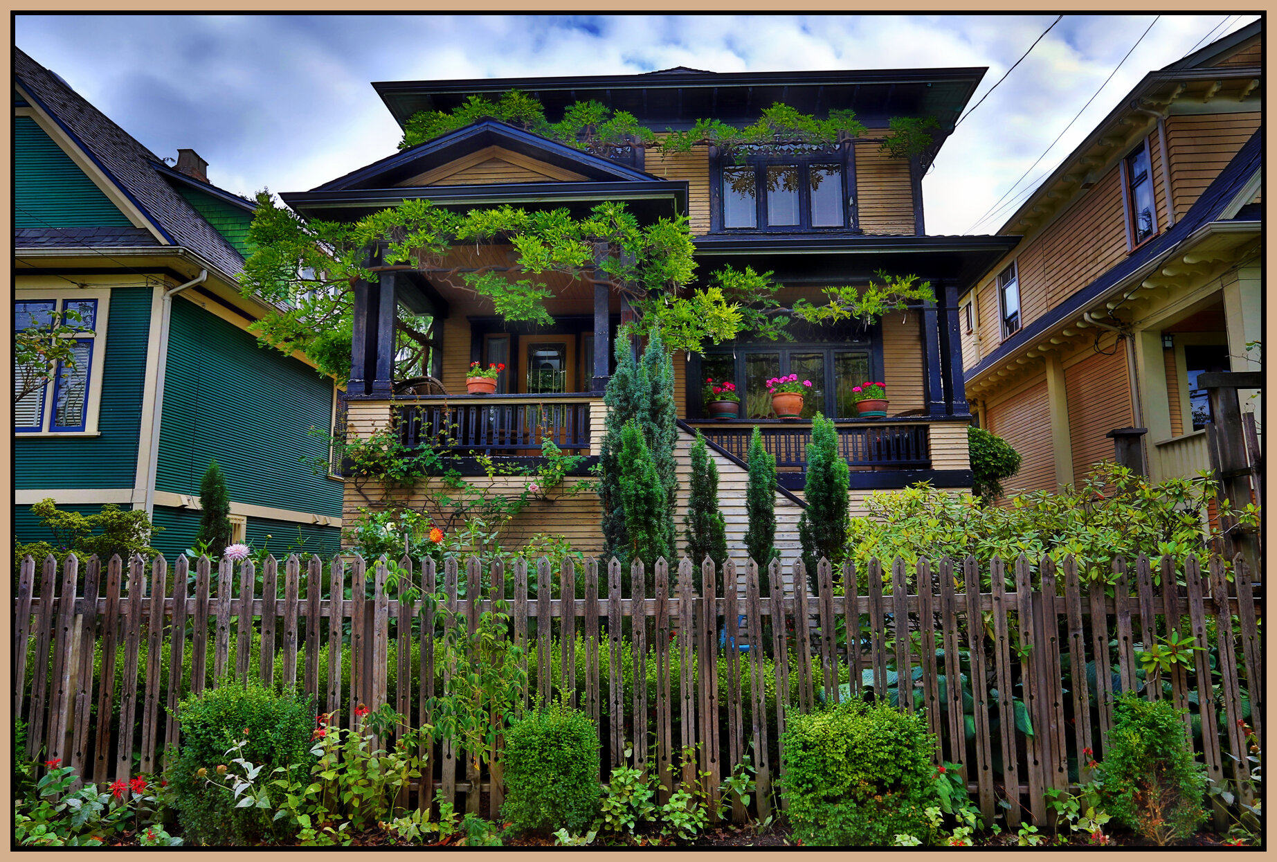 1036 Odlum_Aug 30_2015_HDR_H1910_peSuperhdr_4x6s.jpg