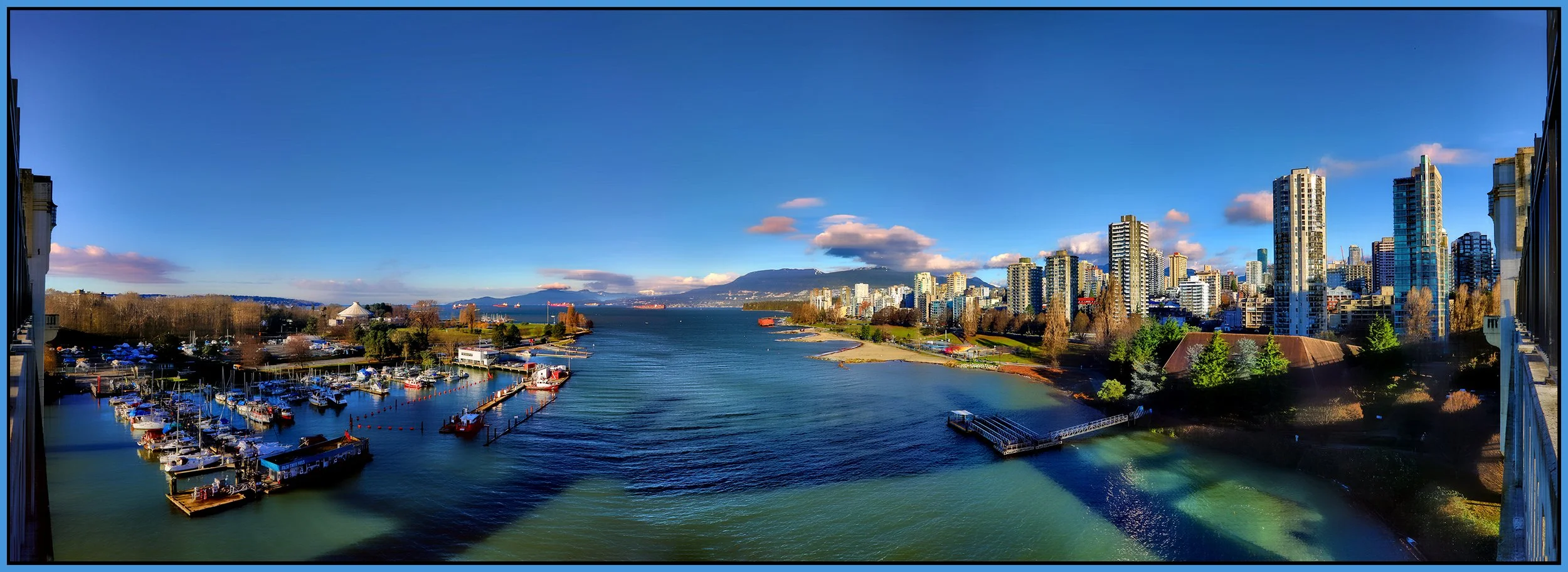 Burrard Bridge LkgW 180_Dec 8_2021_HDR_Pan_5A2203_peHdr2013_1_4x11s.jpg