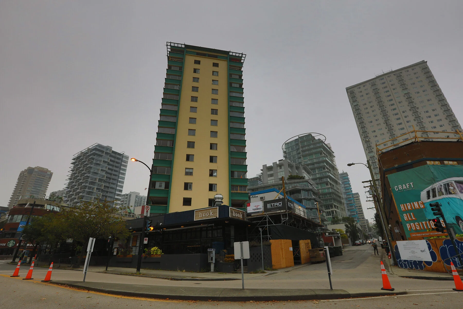 1600 Denman St Const_Sep 18_2020_HDR_4G2637_4x6.jpg