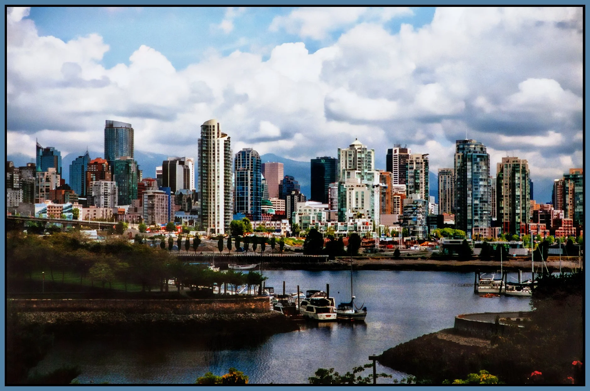 1 View of Vancouver_Jun 24_2001_0358_peShdngCntrst_FullEdit_4x6s.jpg