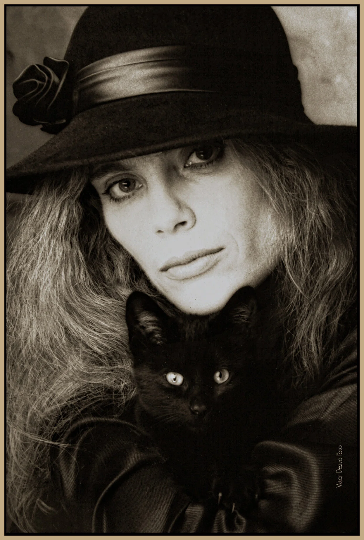 Paula LeBaron_1980's_4503_peSepia_FixTooMchCntrst_4x6s.jpg