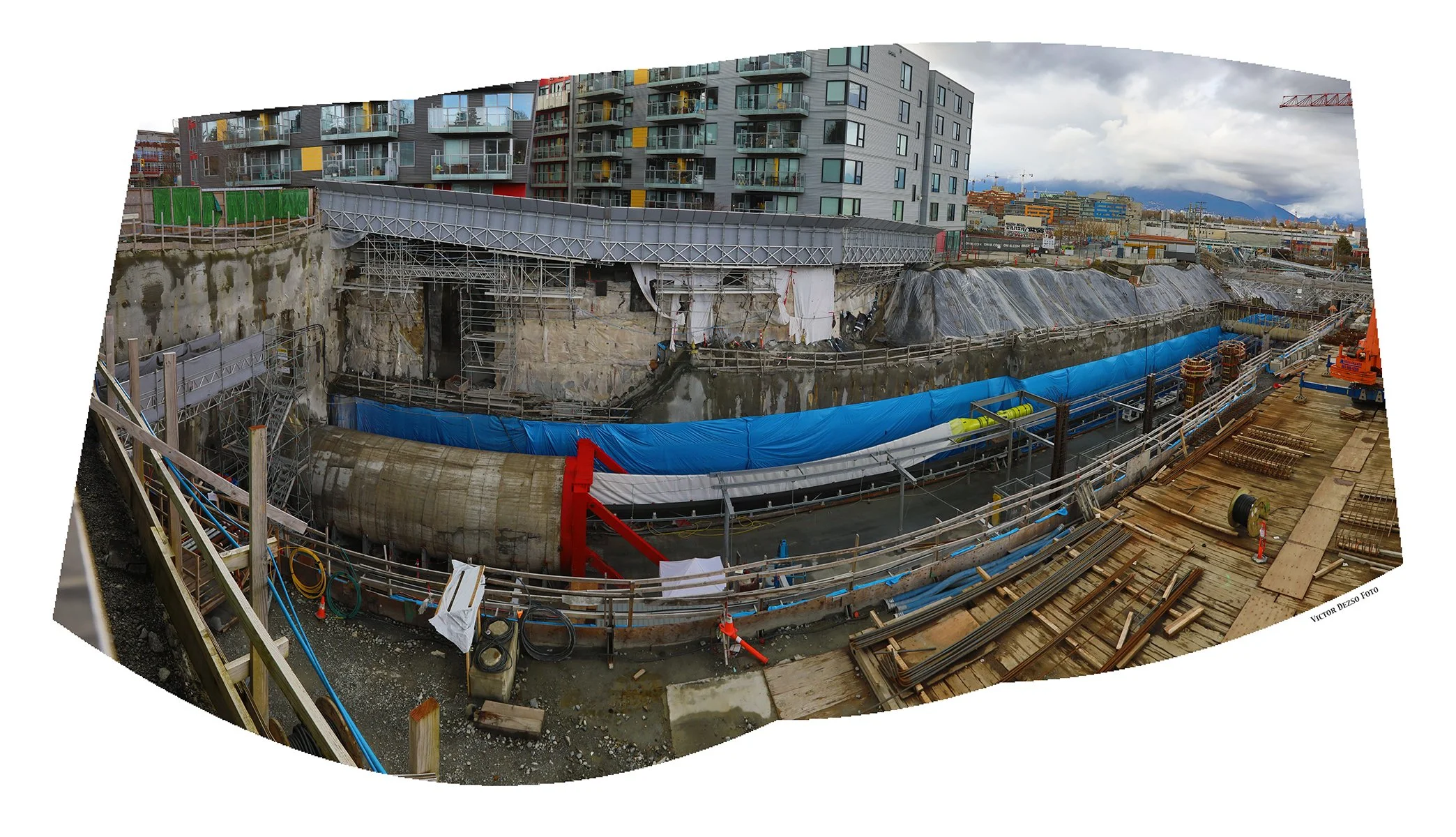 GNW Broadway Subway Const_Apr 2_2023_HDR_Pan_5D6362psd_4x7.jpg