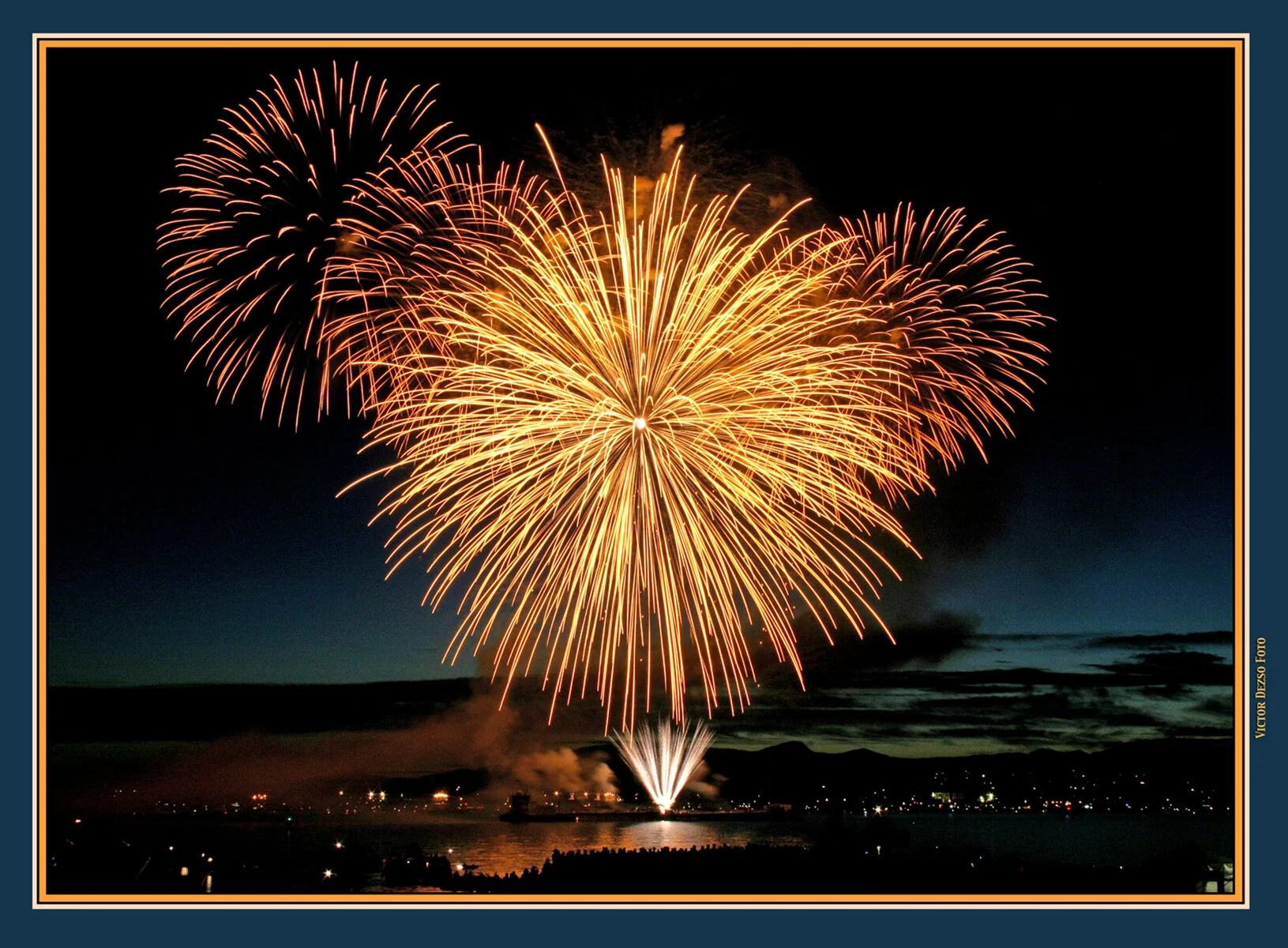 Fireworks_5620_4x6s.jpg