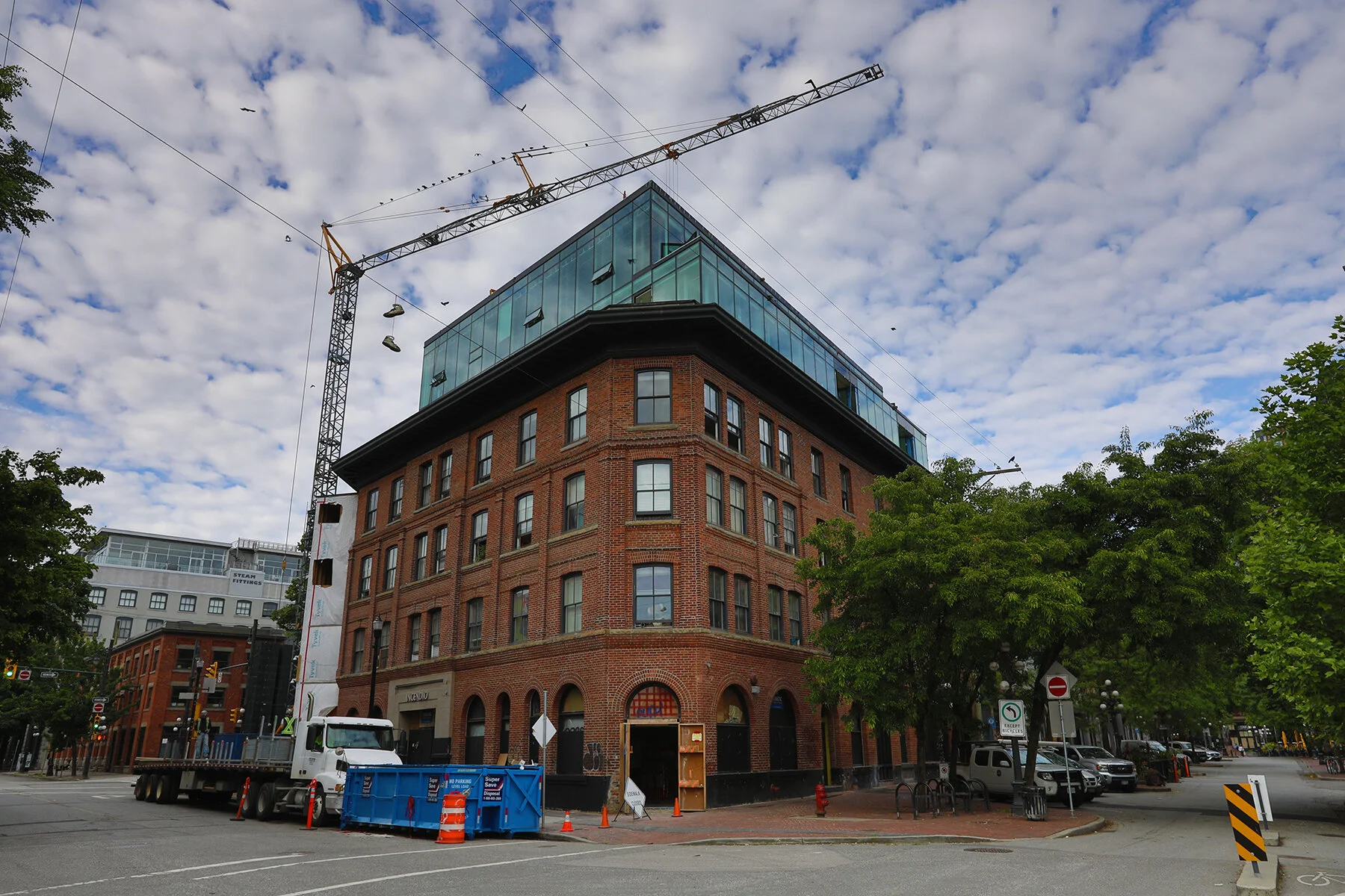 Gastown Incendio Const_Jun 3_2021_HDR_5A7137_4x6.jpg