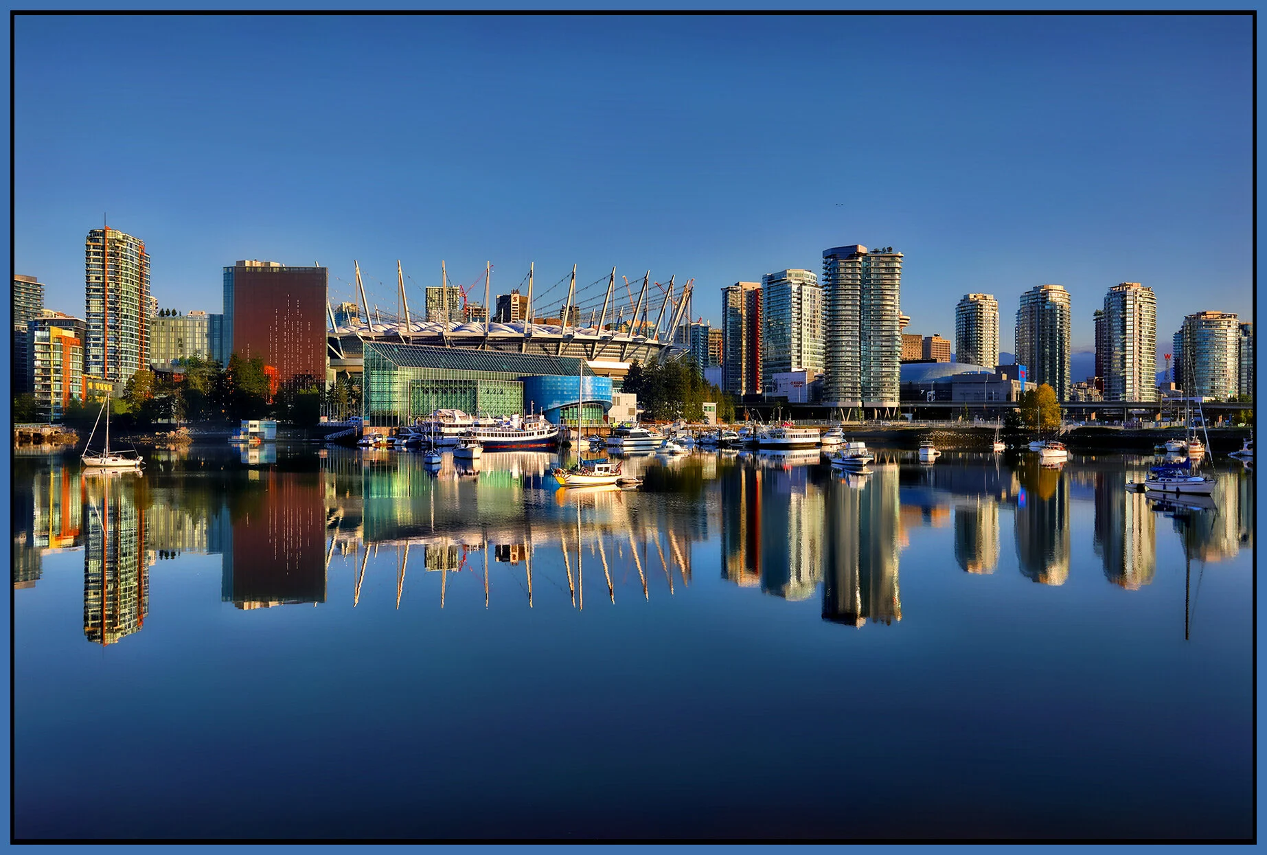 3.8 View False Creek LkgN_Aug 29_2021_HDR_5A0425_peHdr2013_1_4x6s.jpg