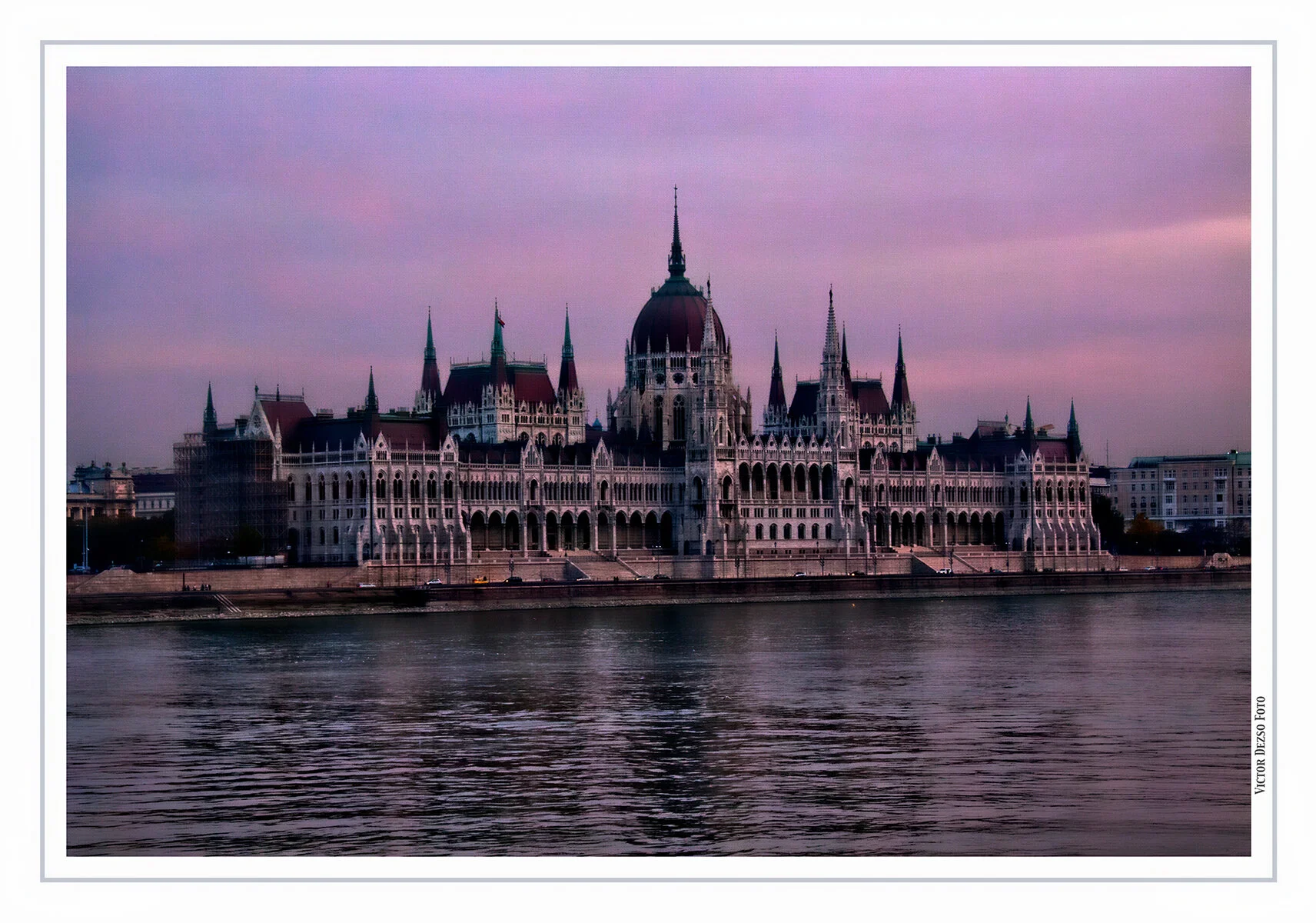 Budapest_Oct 29_2011_2680_peHdr2013_4x6s.jpg