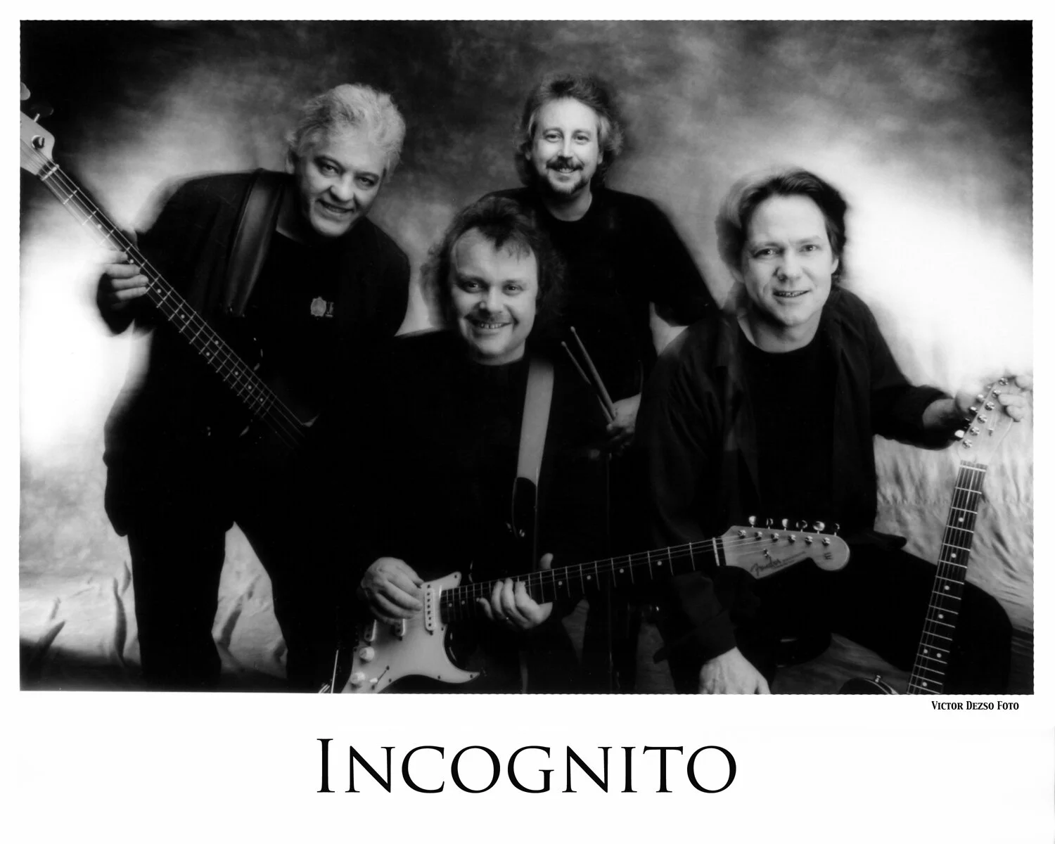 Incognito_6153_4x5.jpg