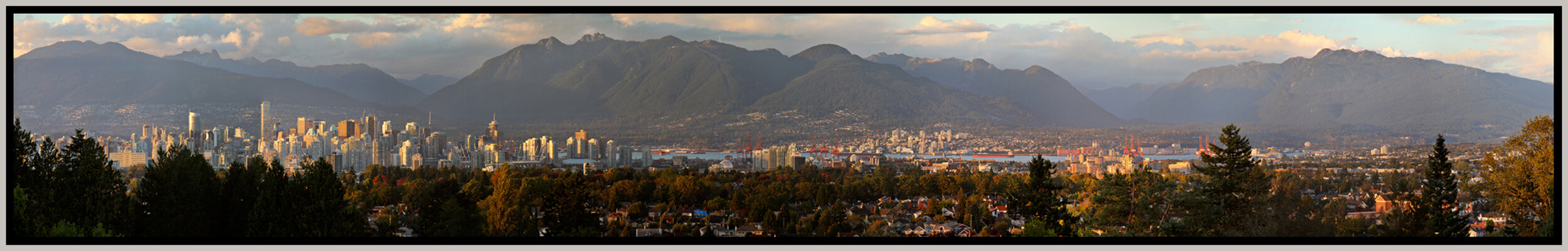 Queen E View pan_4x22.jpg