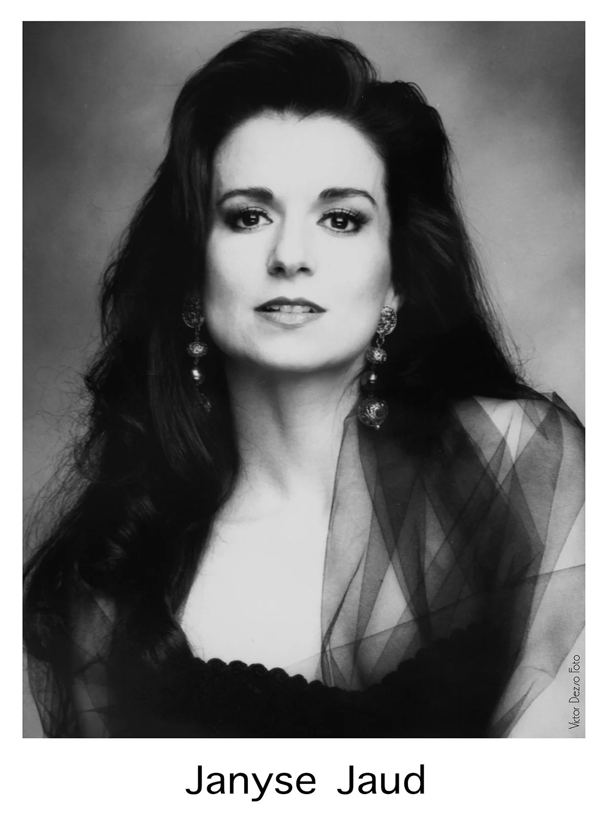 Janyse Jaud_6122_4x5.jpg