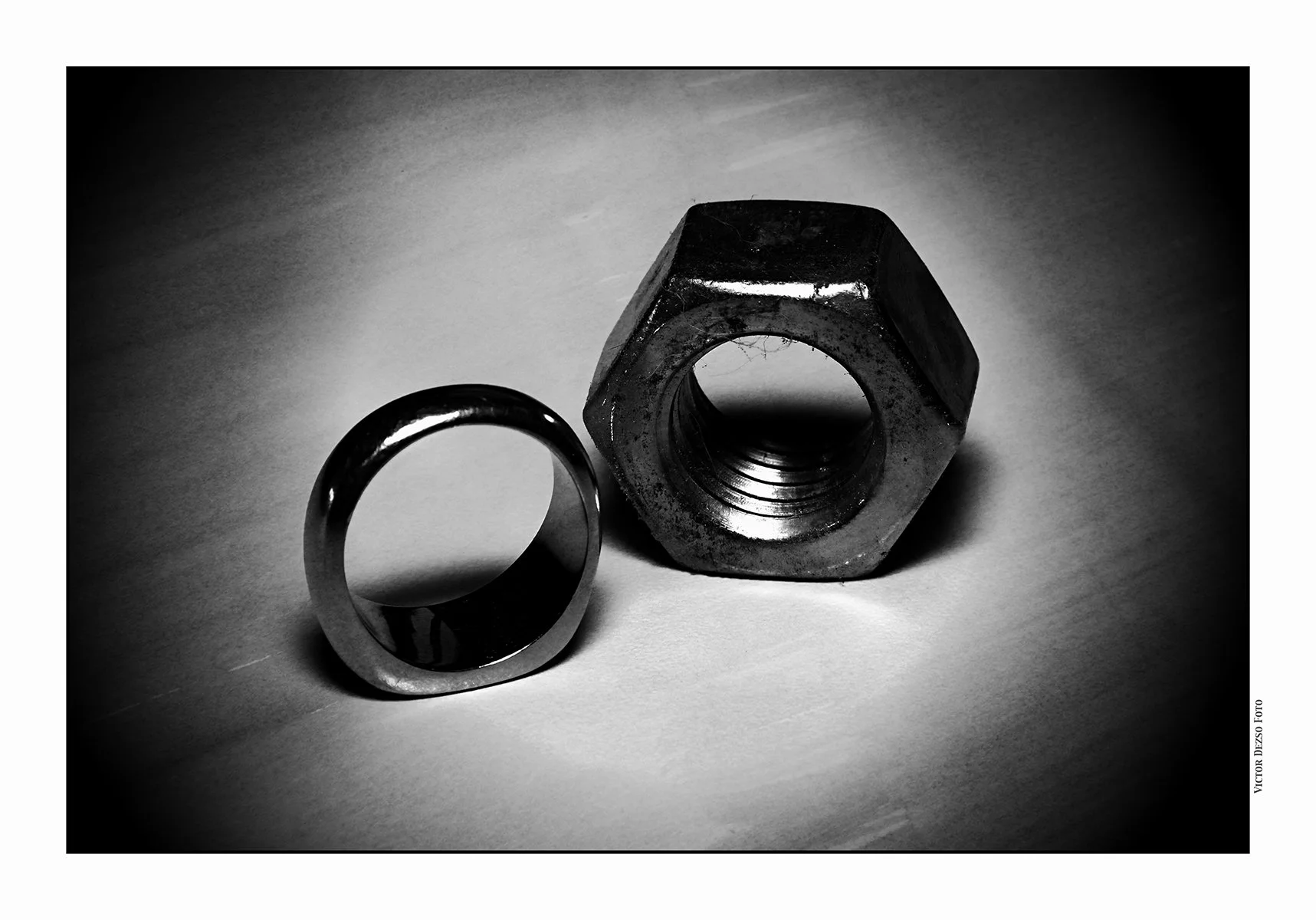 Stainless Steele Ring_4G1021_peRfPhoto_4x6.jpg