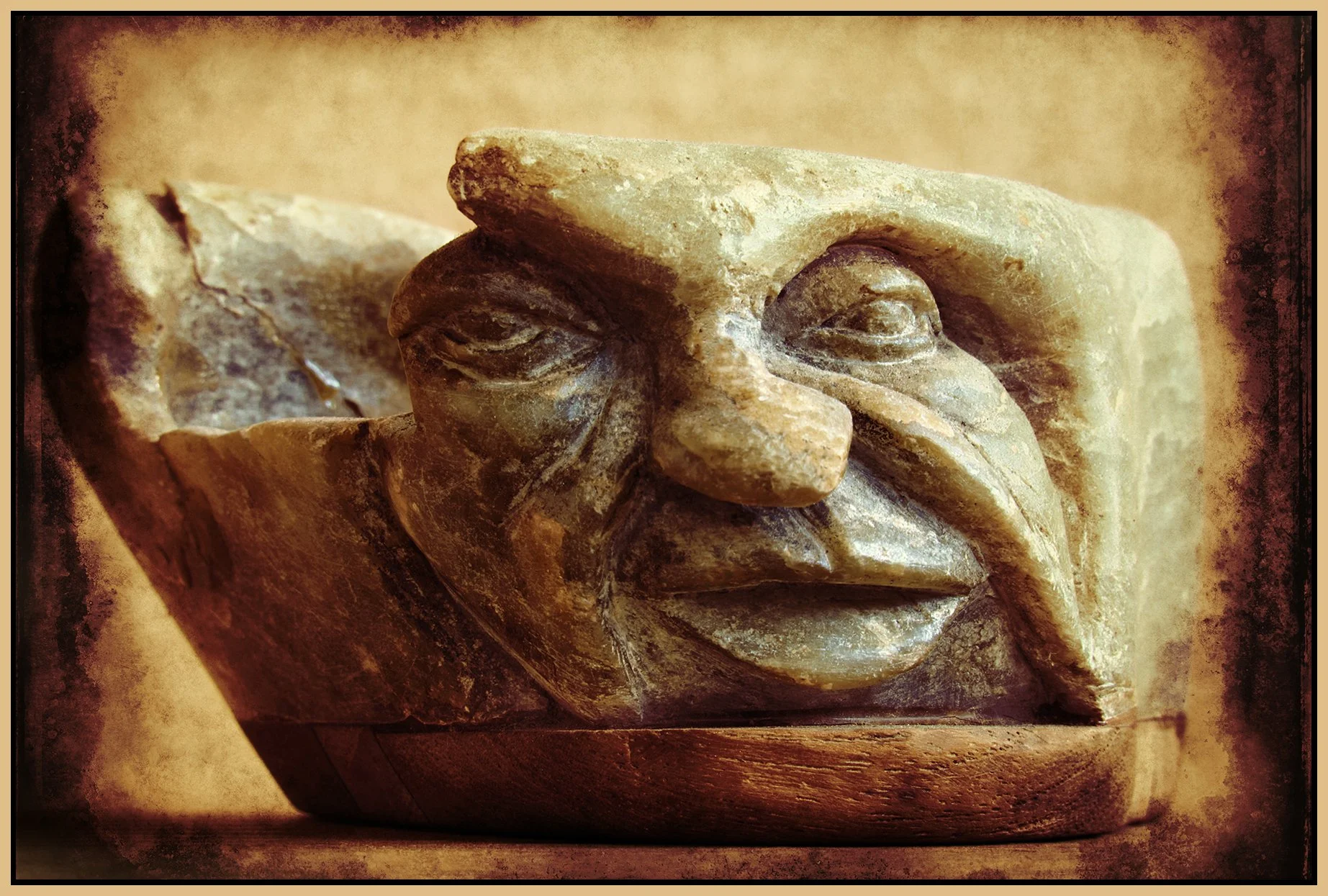 Soapstone Ashtray_May 28, 2018_HDR_C2848_peWayofTxtr&2014_4x6s.jpg