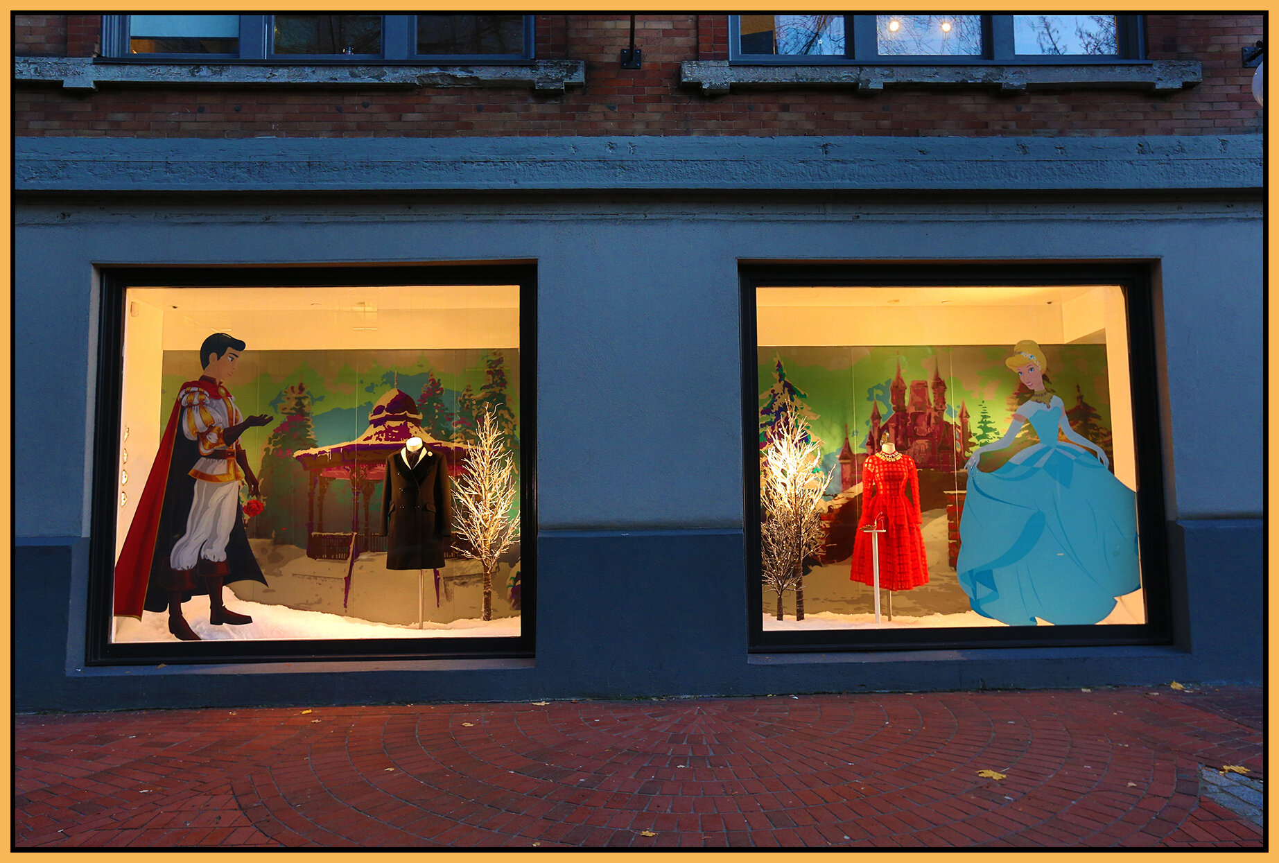 Gastown Window_Dec 2_2014_HDR_F8901_4x6s.jpg