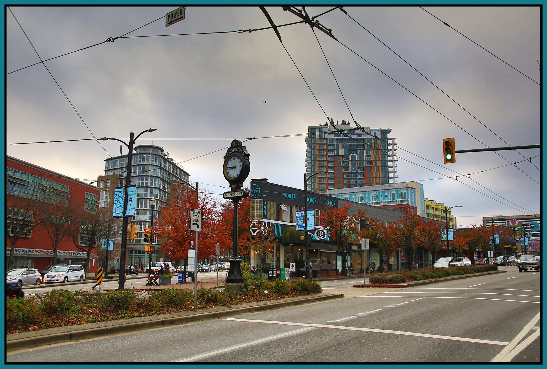 2338 Main St Mural_Oct 24_2018_HDR_A0131_4x6s.jpg