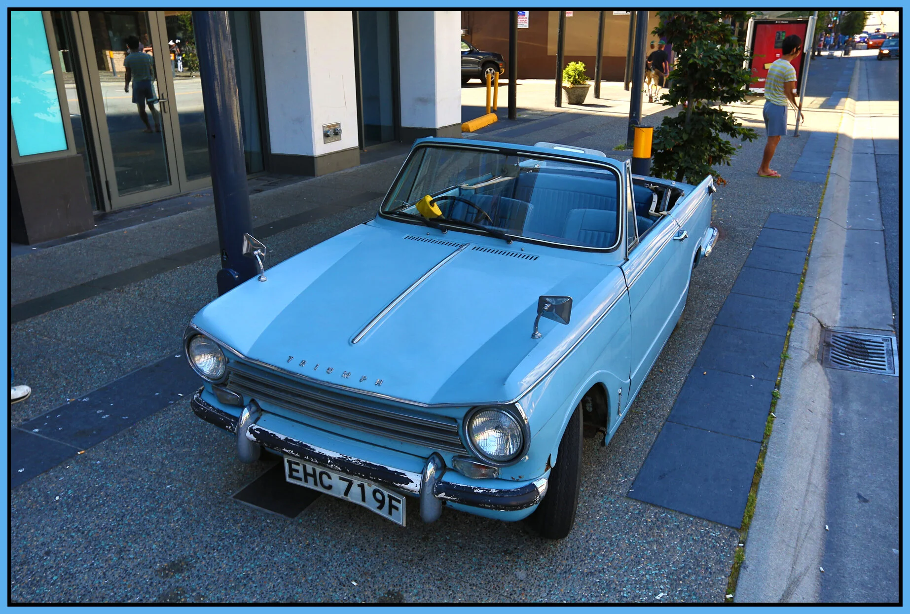 Triumph Herald_Aug 10_2014_HDR_F8643_4x6s.jpg