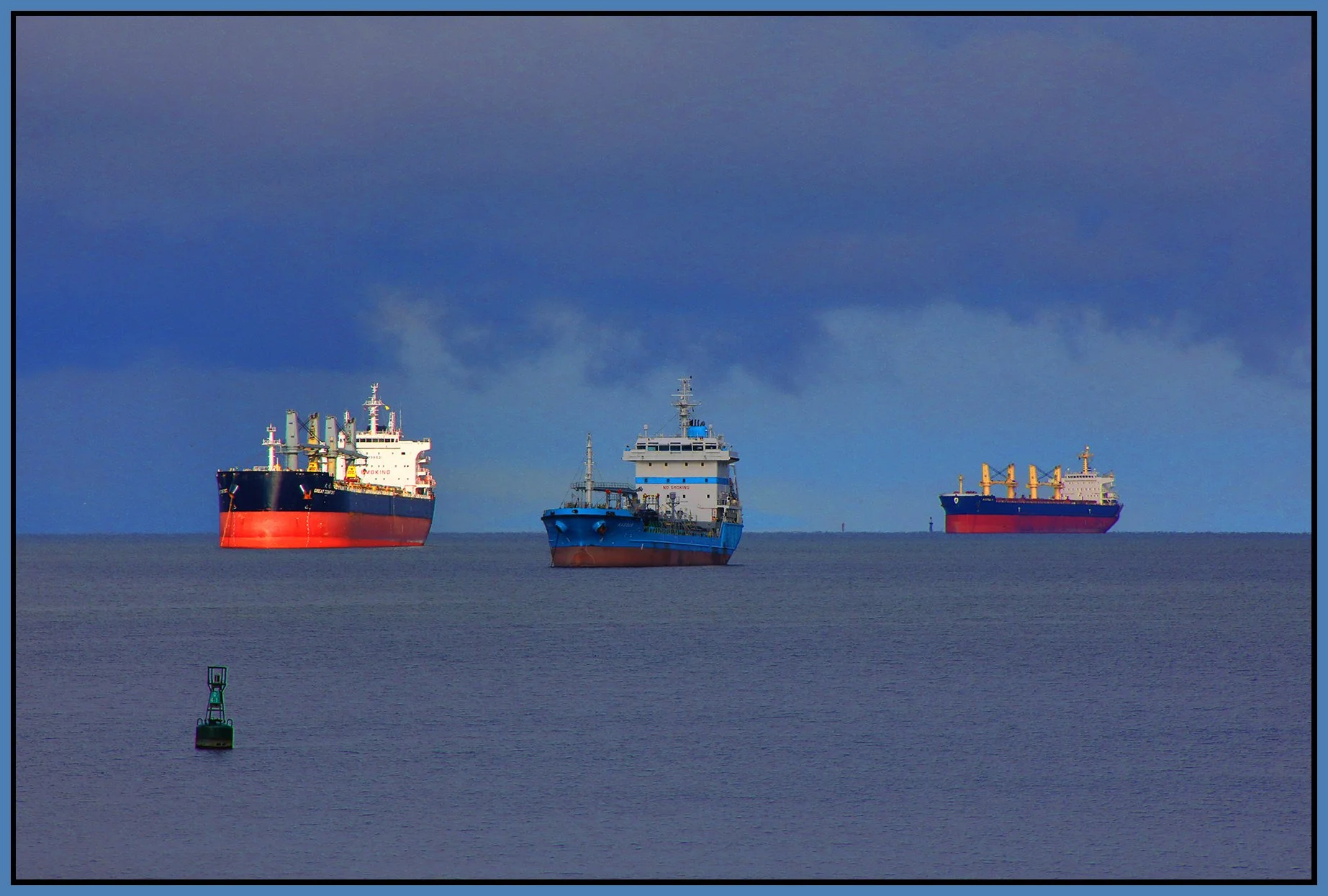 English Bay Ships_May 8_2022_HDR_4G9129_peWater_4x6s.jpg