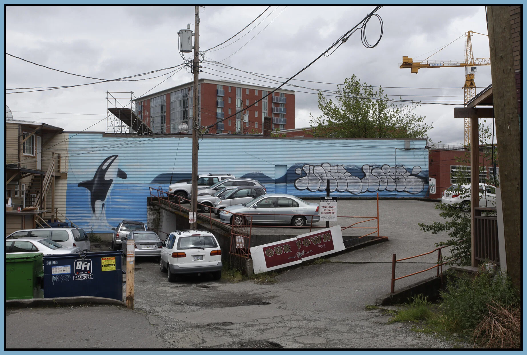 Off Main St Mural_Jun 9_2010_HDR_6157_4x6s.jpg