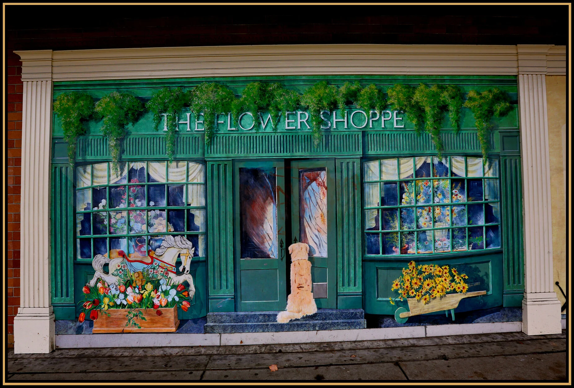 Broadway Kingsgate Mural_Oct 8_2015_HDR_H3519_4x6s.jpg