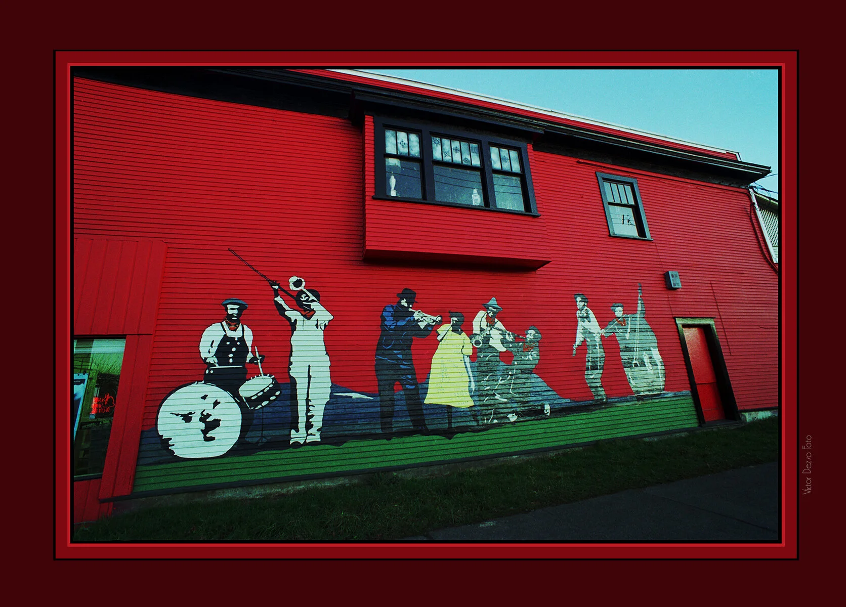4th & Bayswater Mural_24_3_4x6ss.jpg
