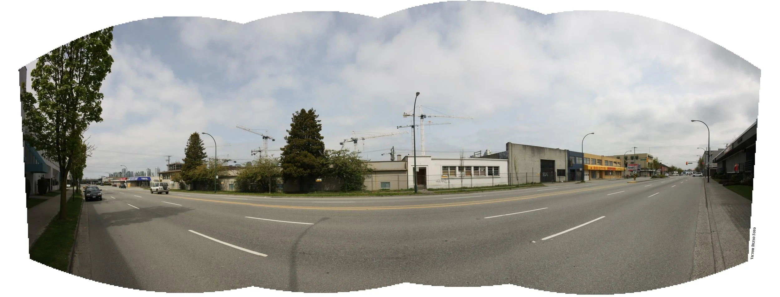 2nd AveW_May08_6274_Pan_4x11.jpg