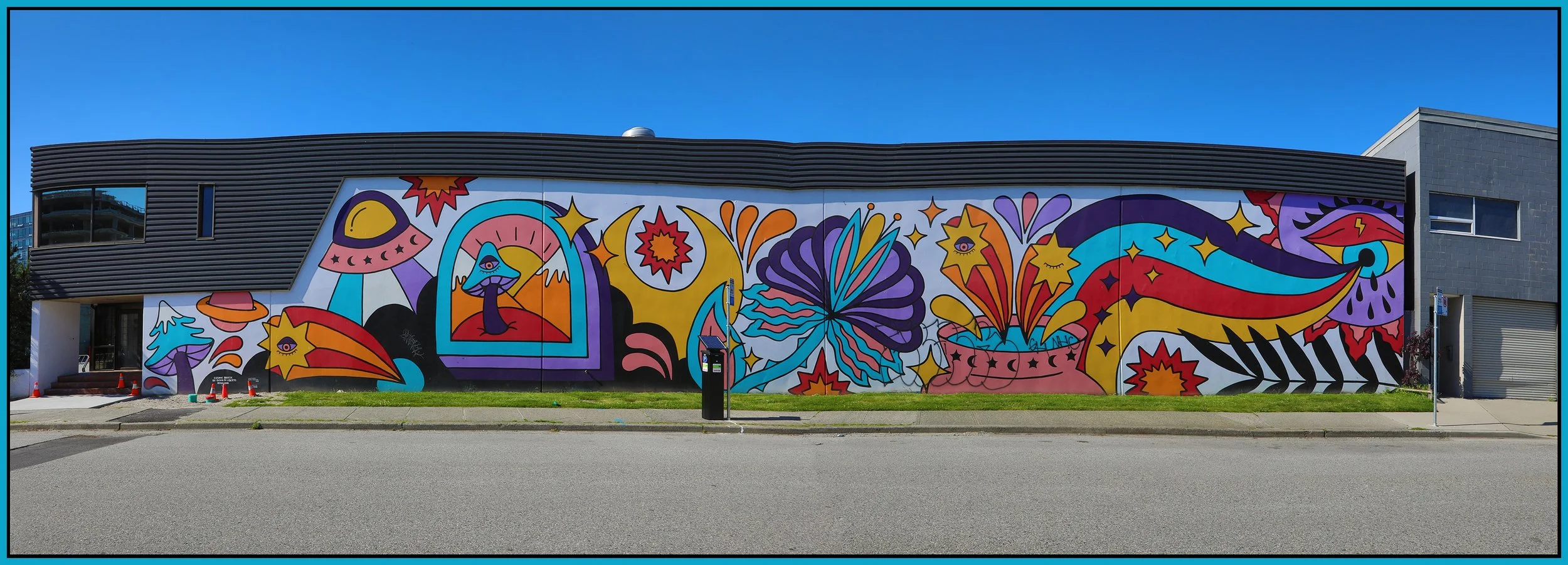 31 W 3rd Ave Mural_Jun 9_2024_HDR_Pan_4J0578_4x11s.jpg