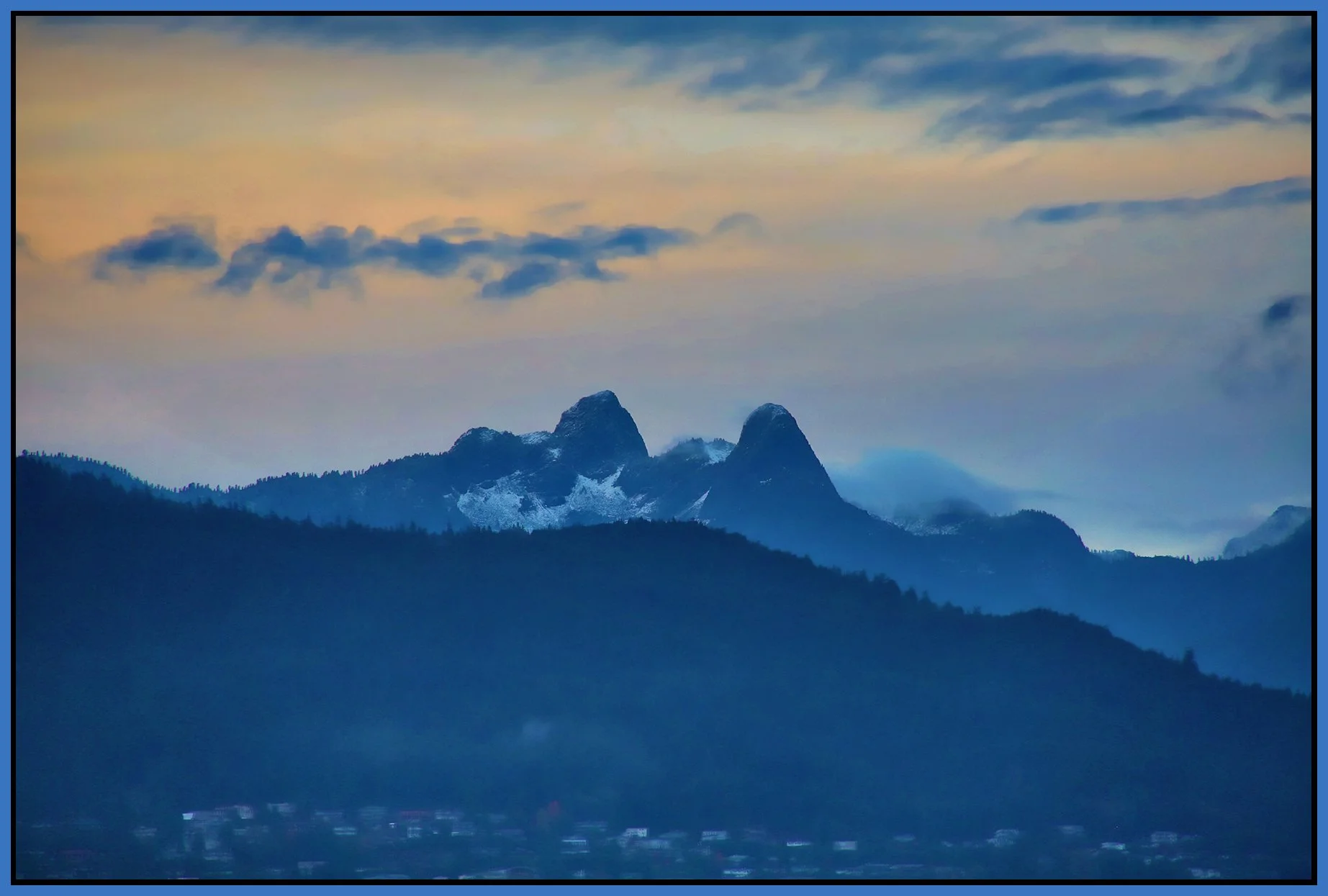 Lions Ears_Nov 8_2015_HDR_H0066_peShdngCntrst_4x6s.jpg