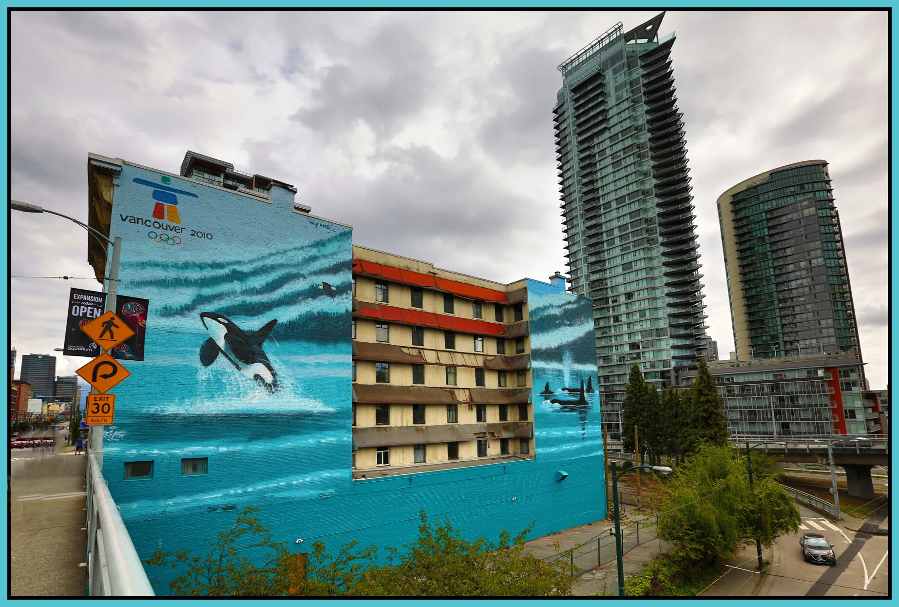 Continental Mural_Sep 1_2014_HDR_F7327_4x6s.jpg