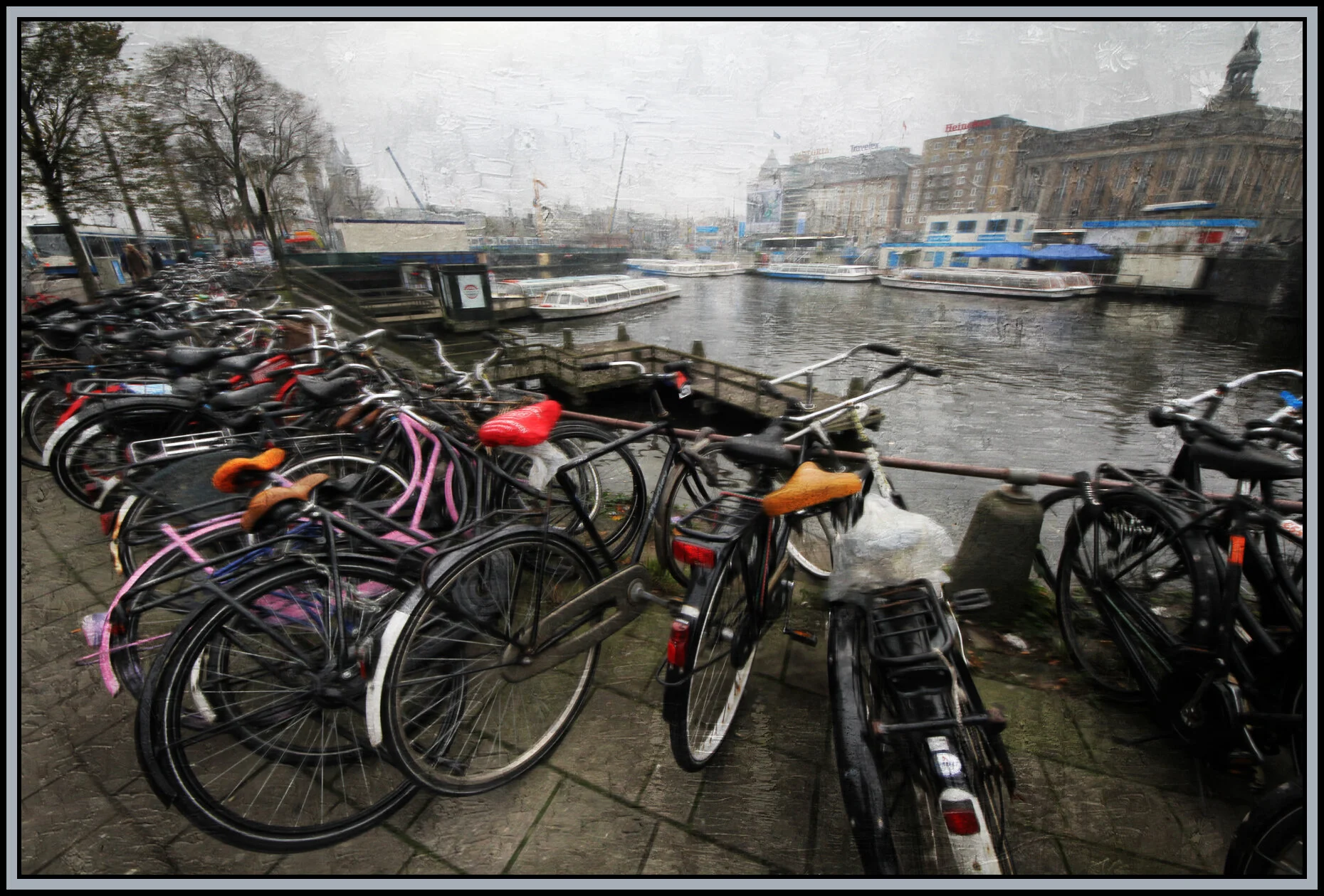 Amsterdam Bikes_Nov 8_2011_1913_peEtherlSktch_ExpMrg_4x6s.jpg