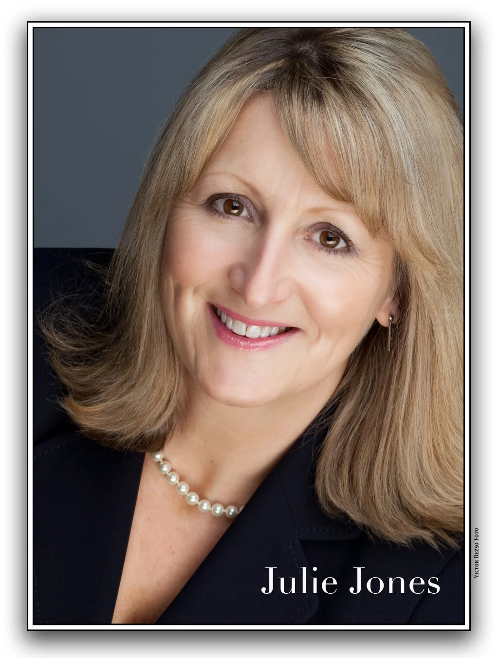 Julie Jones_5945_2ab_4x5.jpg