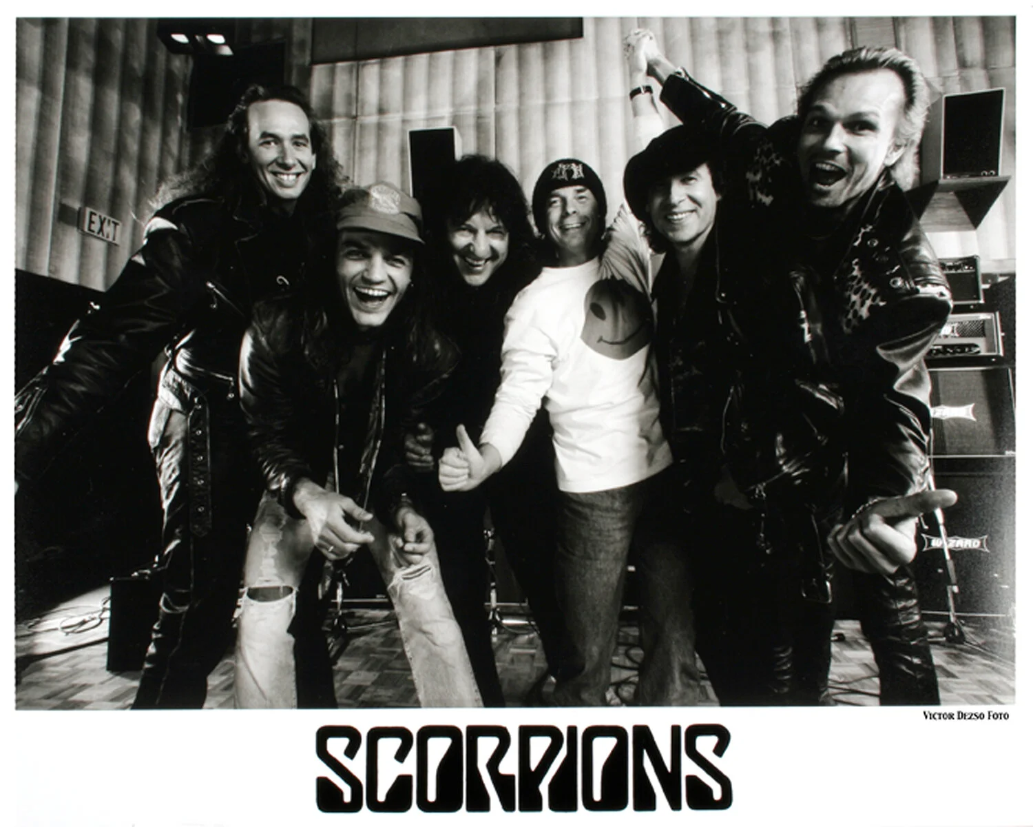 Scorpions_5764_4x5.jpg