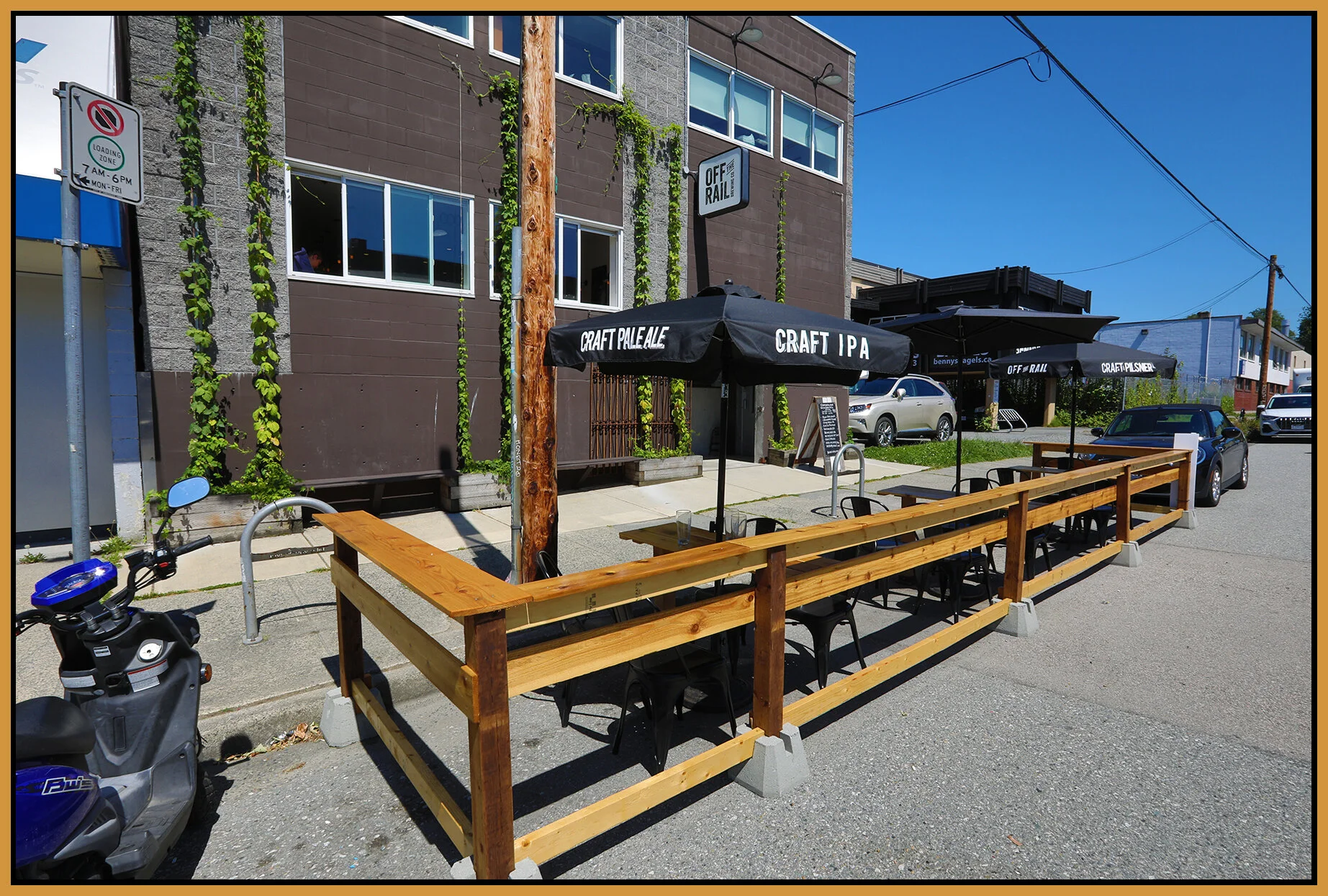 Off the Rail Curbside Seating_Jul 18_2020_HDR_4F4553_4x6s.jpg