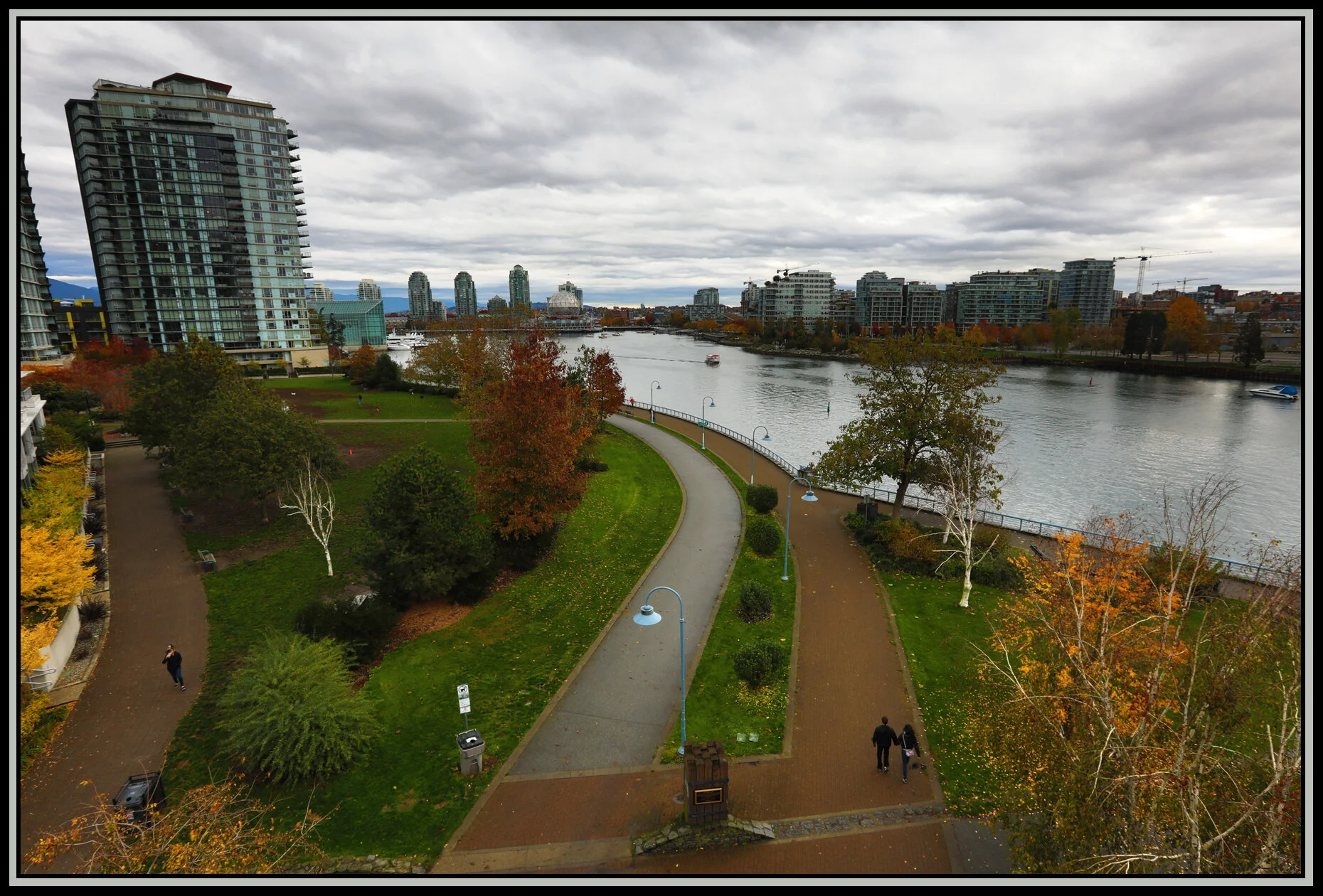 Cambie Bg Lkg SE_Oct 23_2016_HDR_A4498_4x6s.jpg