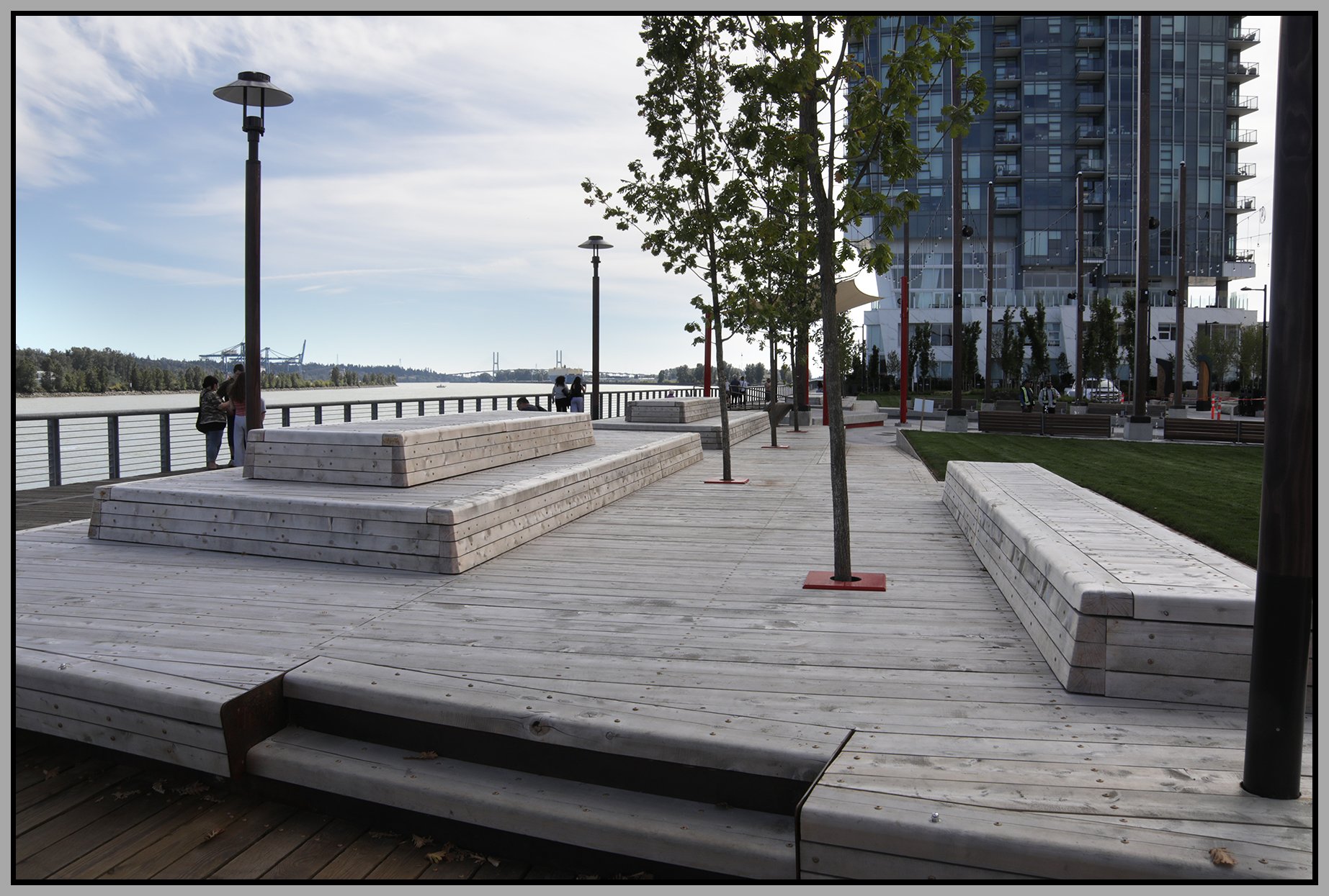 New West Quayside Benches_Jul 30_2026_HDR_4L7749_4x6s.jpg