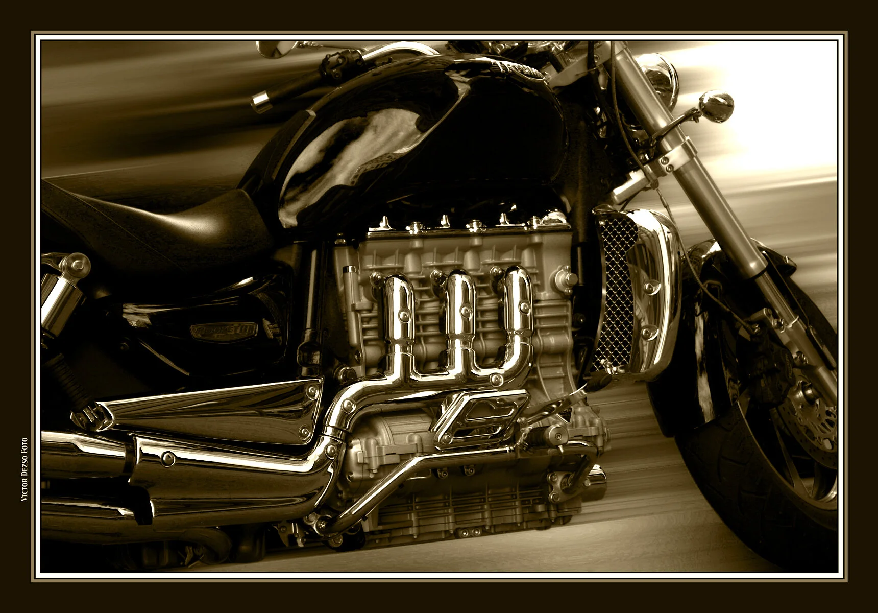 Triumph_9979_Sepia_4x6s.jpg