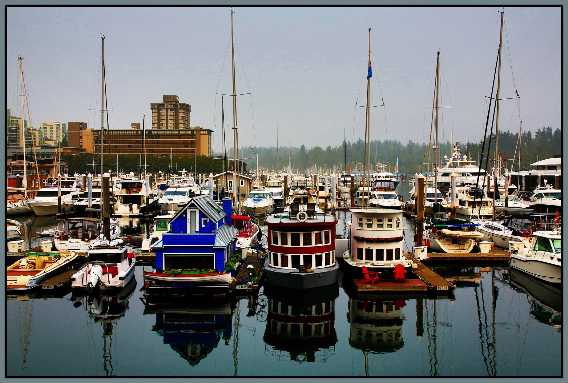 Coal Harbour Houseboats_Sep 16_2020_HDR_3B2561_peRzl01_4x6s.jpg