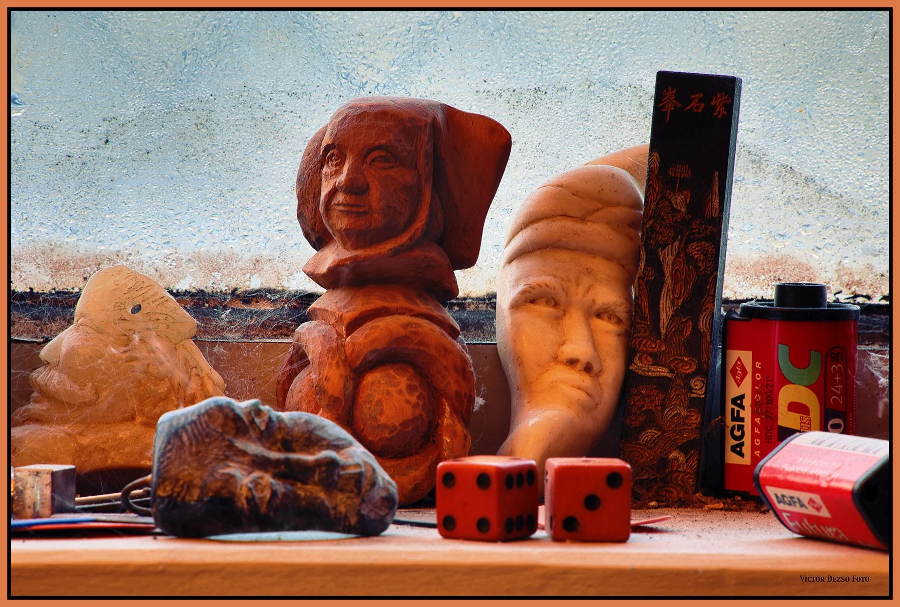 Knick-Knacks_Dec 17_2025_HDR_5F5515_peSubtleShrpn_FullEdit_4x6s.jpg