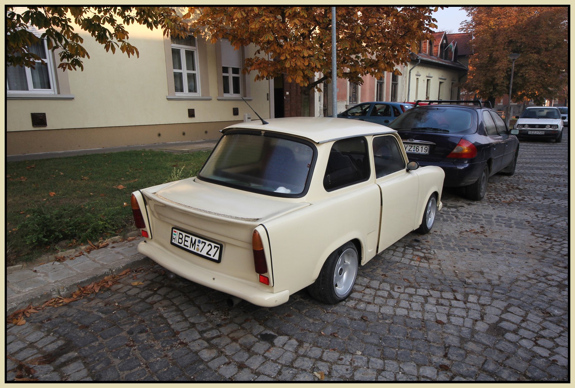 Vác Trebant_Nov 1_2011_9140_4x6s.jpg