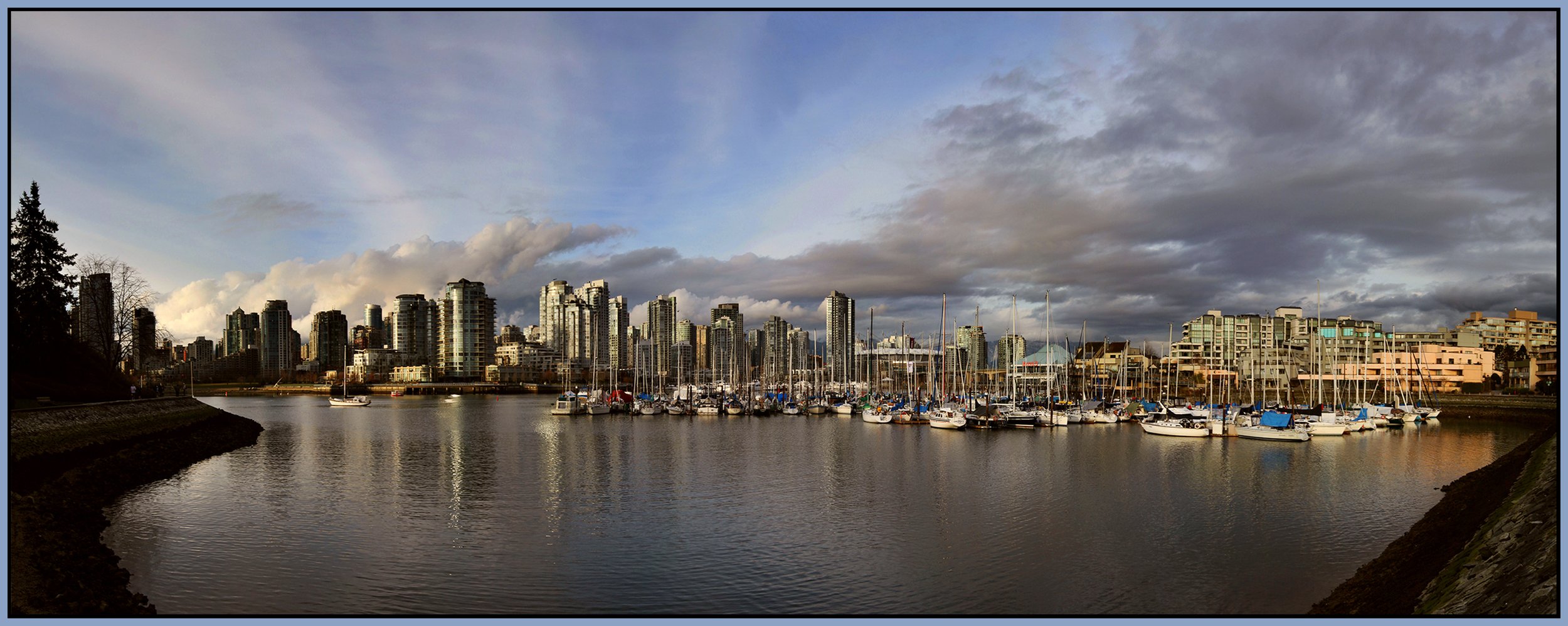 2 View_Mar 2012_Pan_0418vel_1_4x10s.jpg