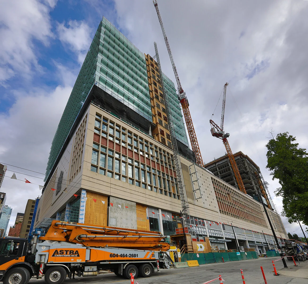 The Post Amazon Const_Jun 5_2021_HDR_Pan_5A7177&73_4x4.3.jpg