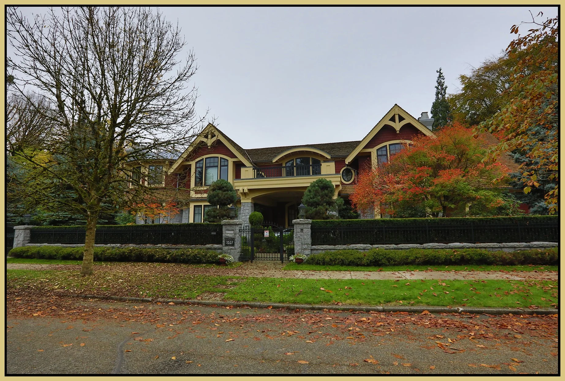 3537 Osler St_Oct 22_2023_HDR_5C8300_4x6s.jpg