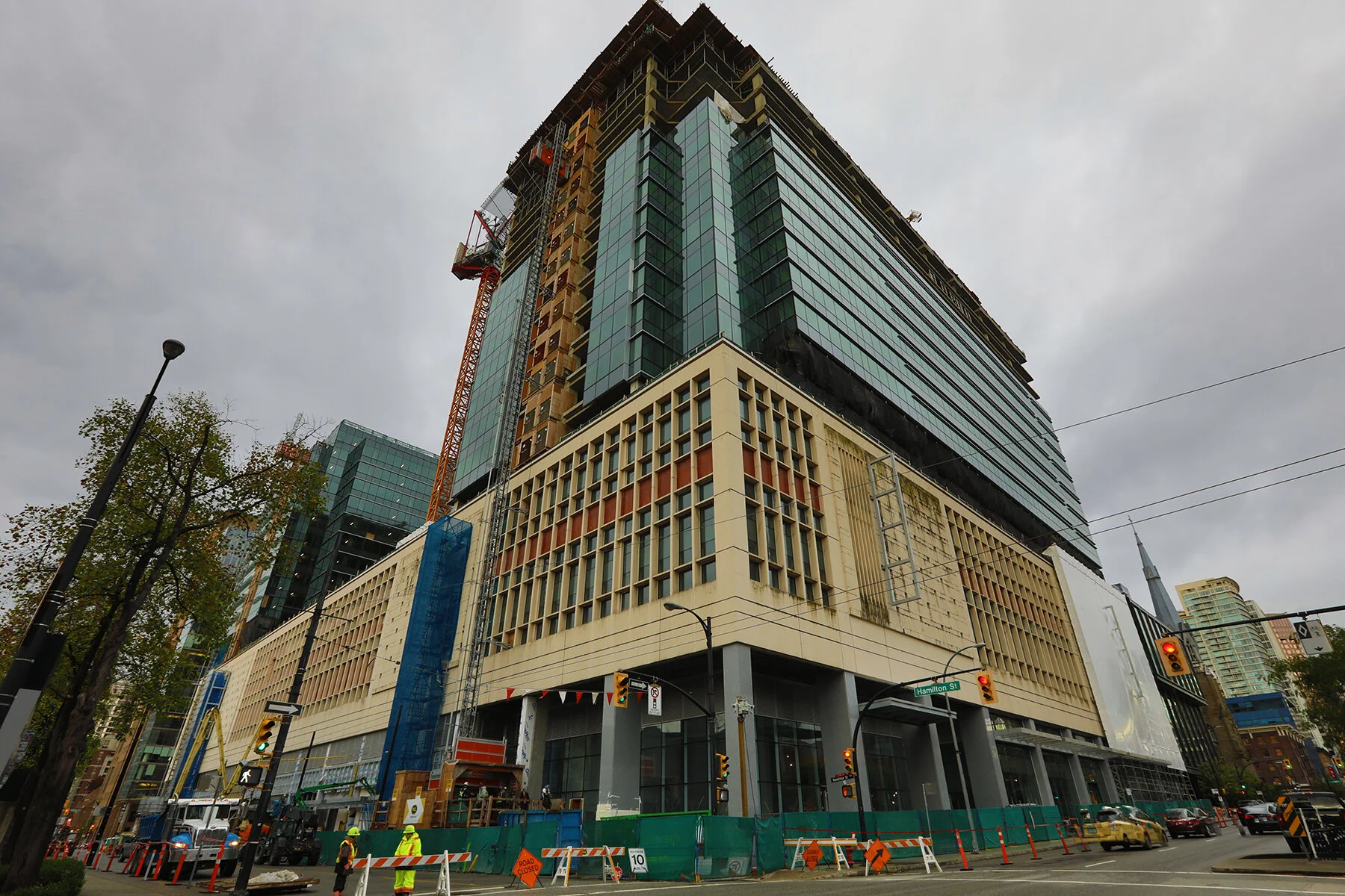 The Post Amazon Const_Sep 27_2021_HDR_5A3912_4x6.jpg