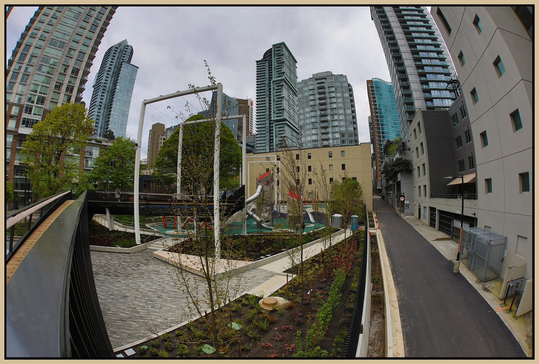 Downtown Park_May 1_2022_HDR_4G8745_4x6s.jpg