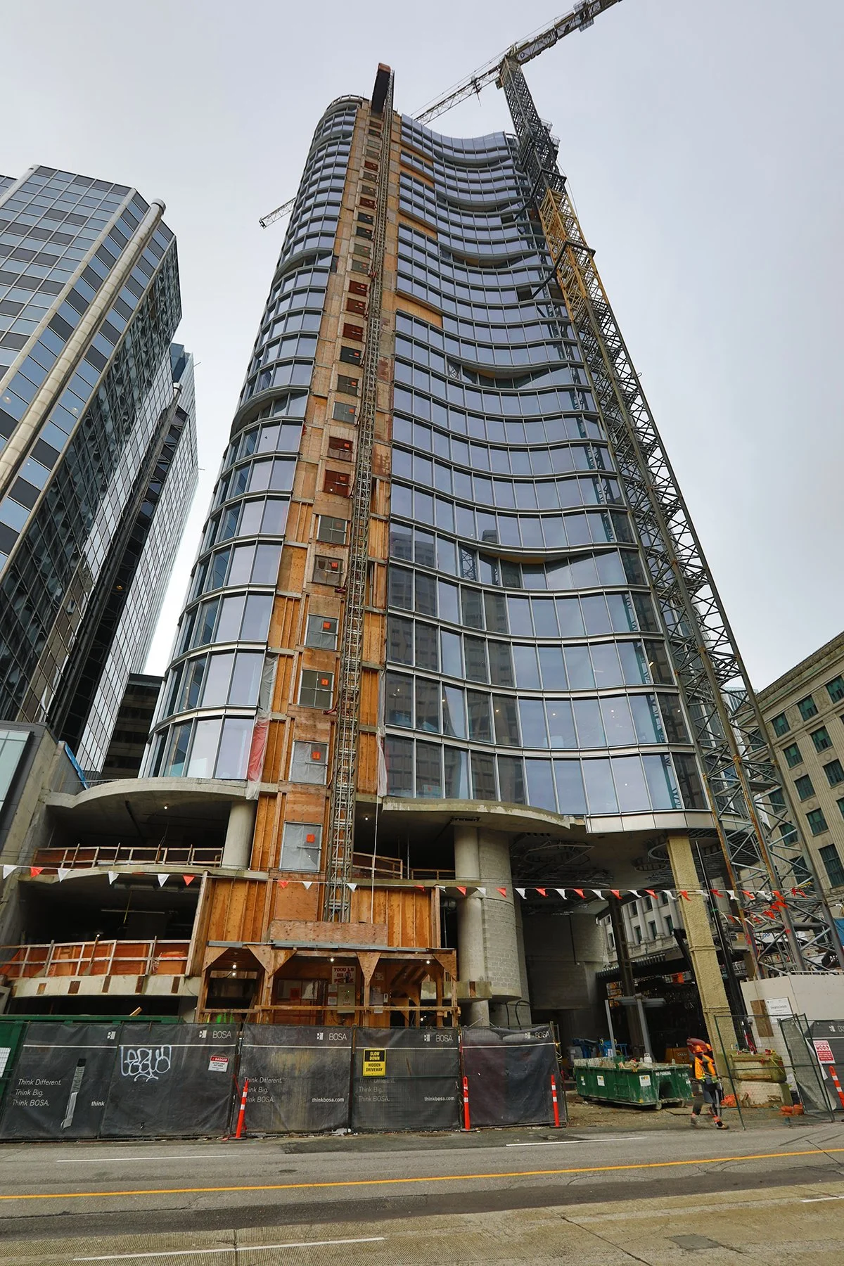 688 W Cordova St Const_Nov 20_2021_HDR_5A1136_4x6.jpg