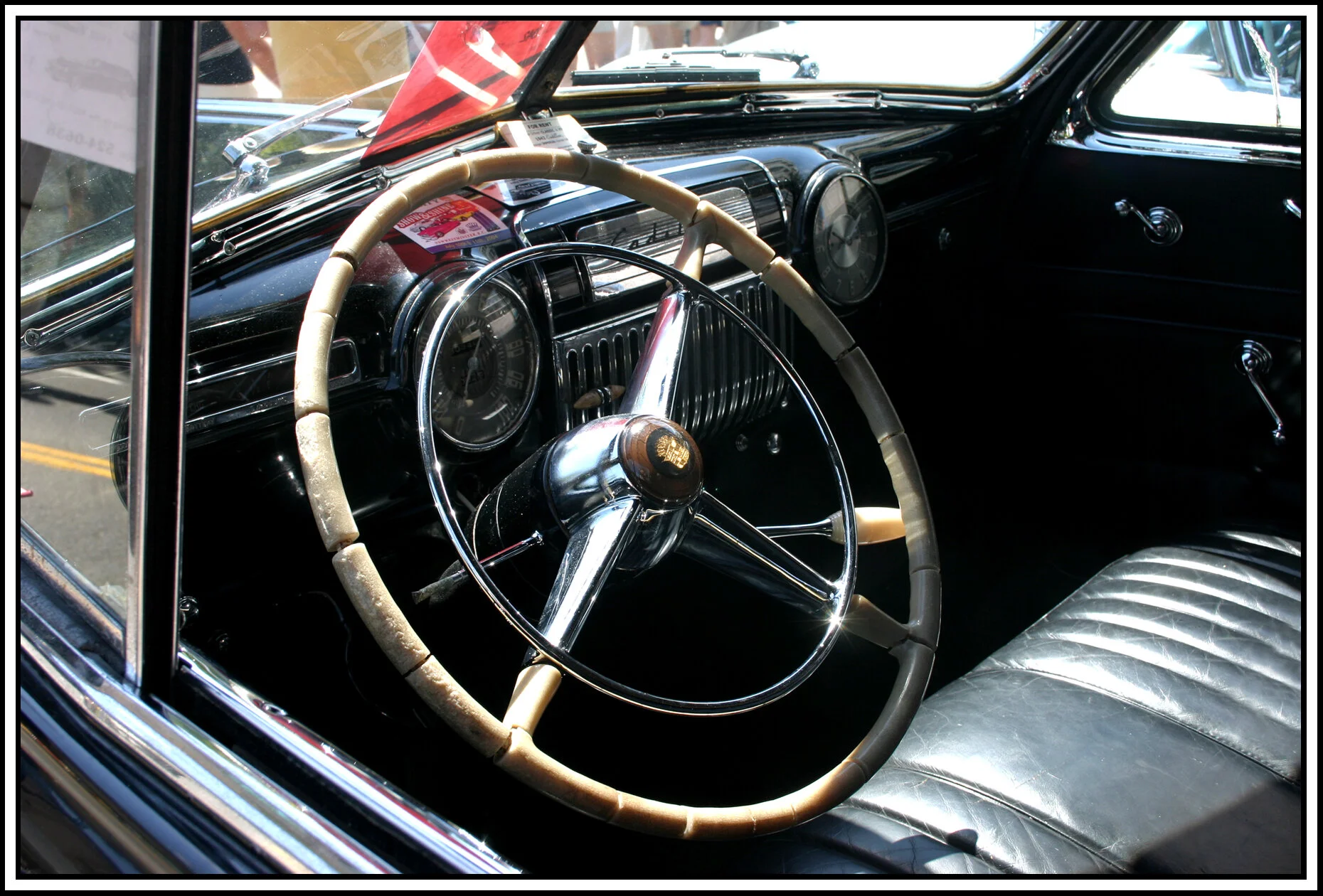 Cadillac Interior_5098_4x6s.jpg