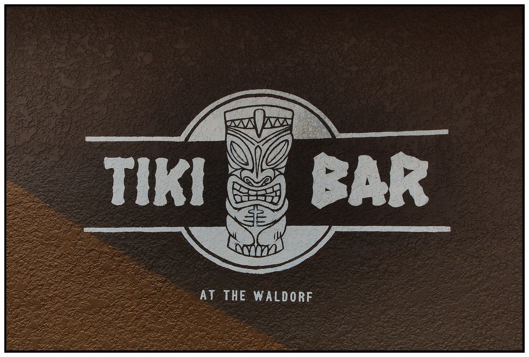Tiki Bar Sign_Aug 1_2021_HDR_4G1609_4x6s.jpg
