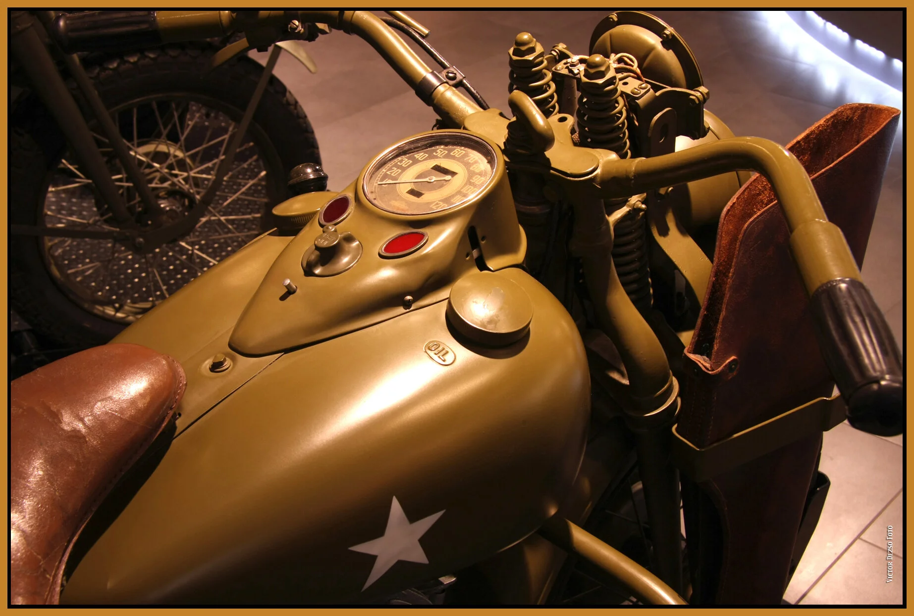 Harley_8540_4x6s.jpg