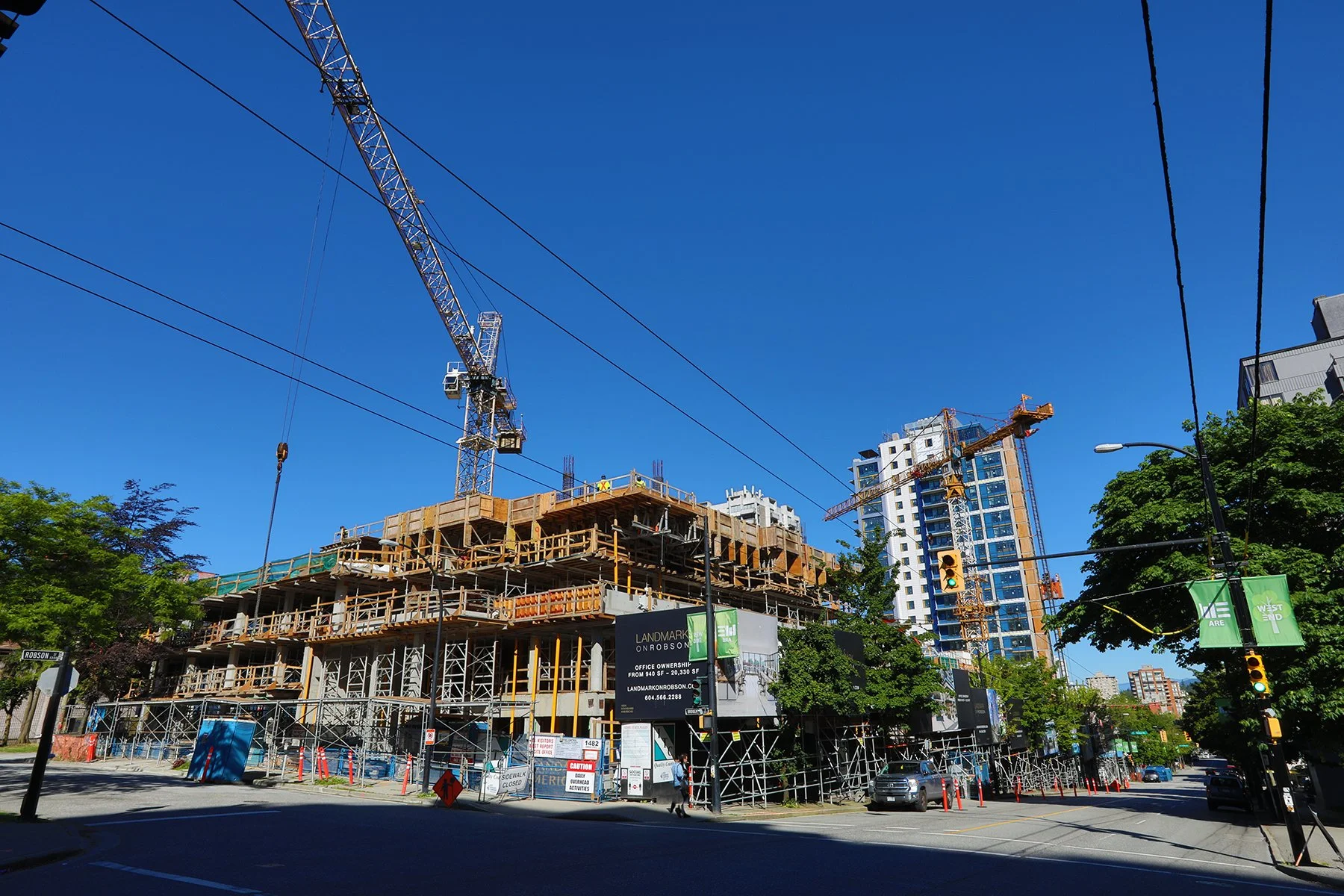 Robson Landmark Const_Jun 1_2021_HDR_5A6733_4x6.jpg