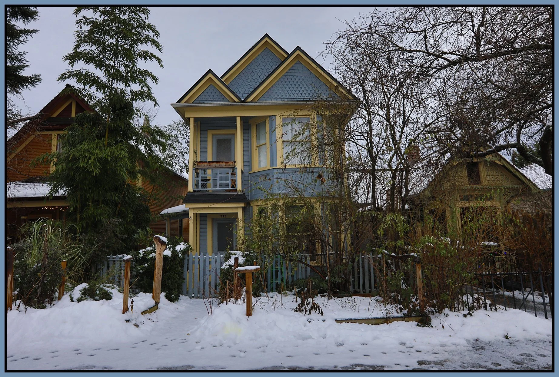 773 E Pender St Strathcona in Snow_Jan 2_2022_HDR_5A6046_4x6s.jpg