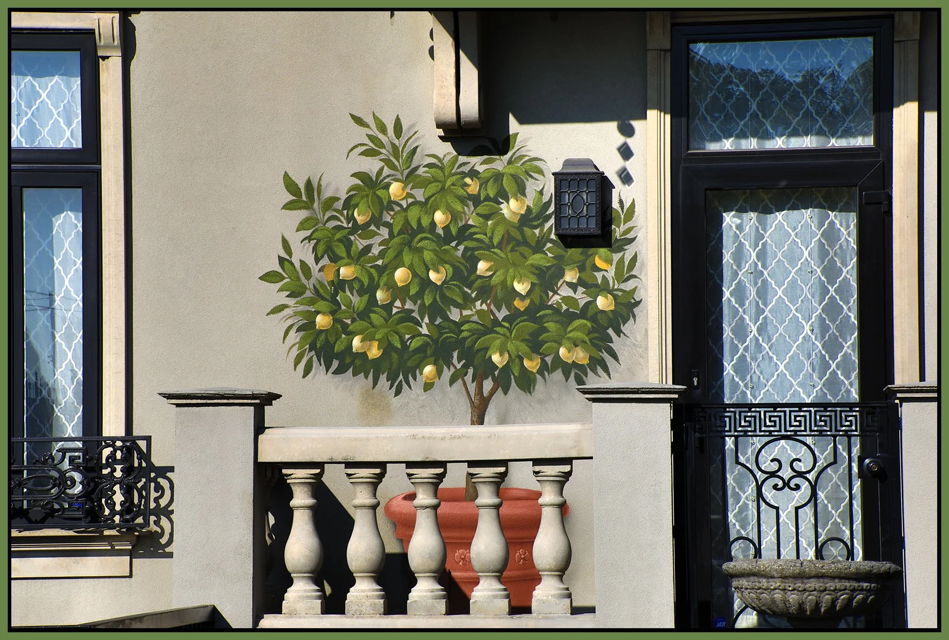 1305 Chestnut St Mural_Sep 8_2023_HDR_4H8428_4x6s.jpg