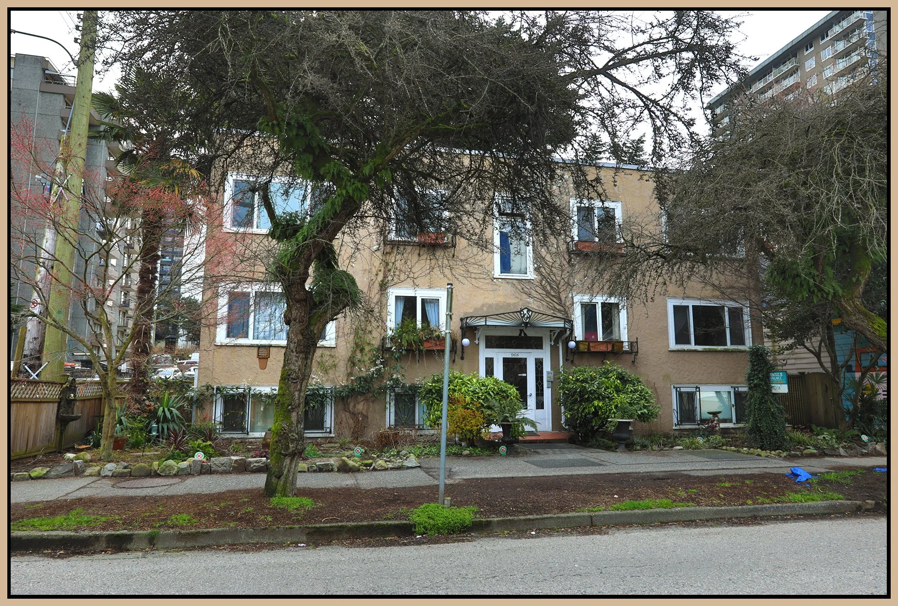 968 Nicola St_Mar 15_2026_HDR_4K9819_4x6s.jpg