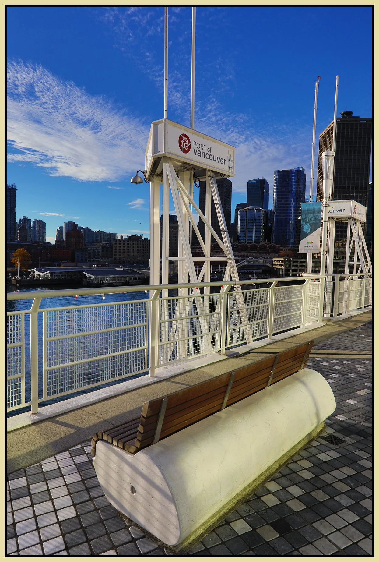 Canada Place Benches_Nov 24_2022_HDR_5C7626_4x6s.jpg